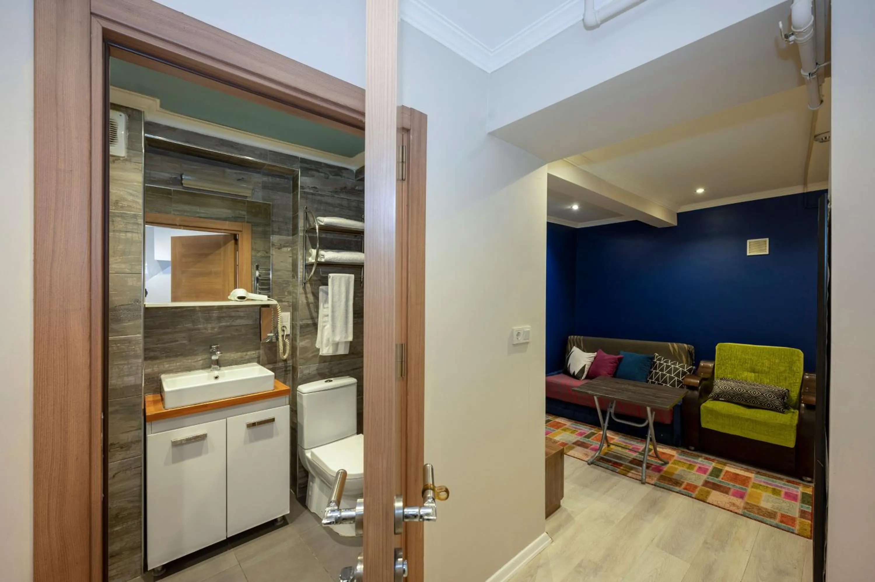 Toilet in Marida Suit - Istanbul Taksim