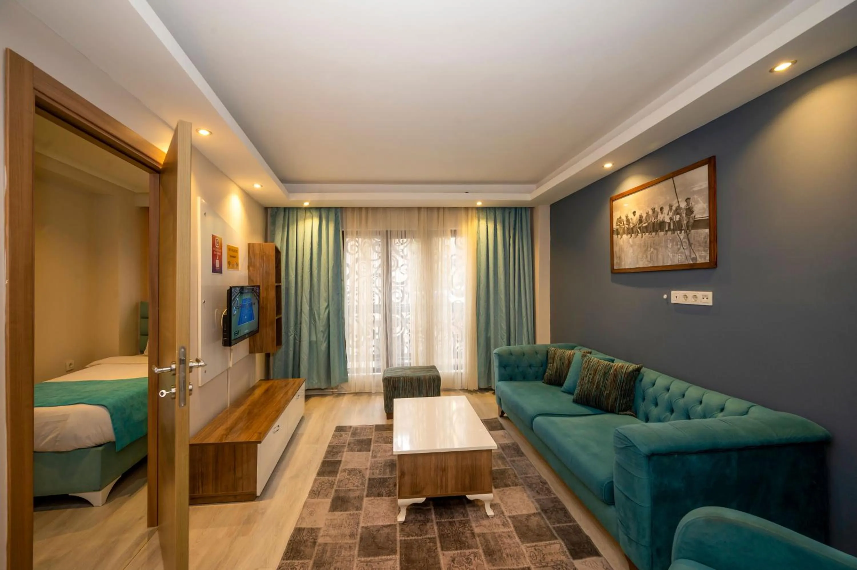 Living room, Bed in Marida Suit - Istanbul Taksim