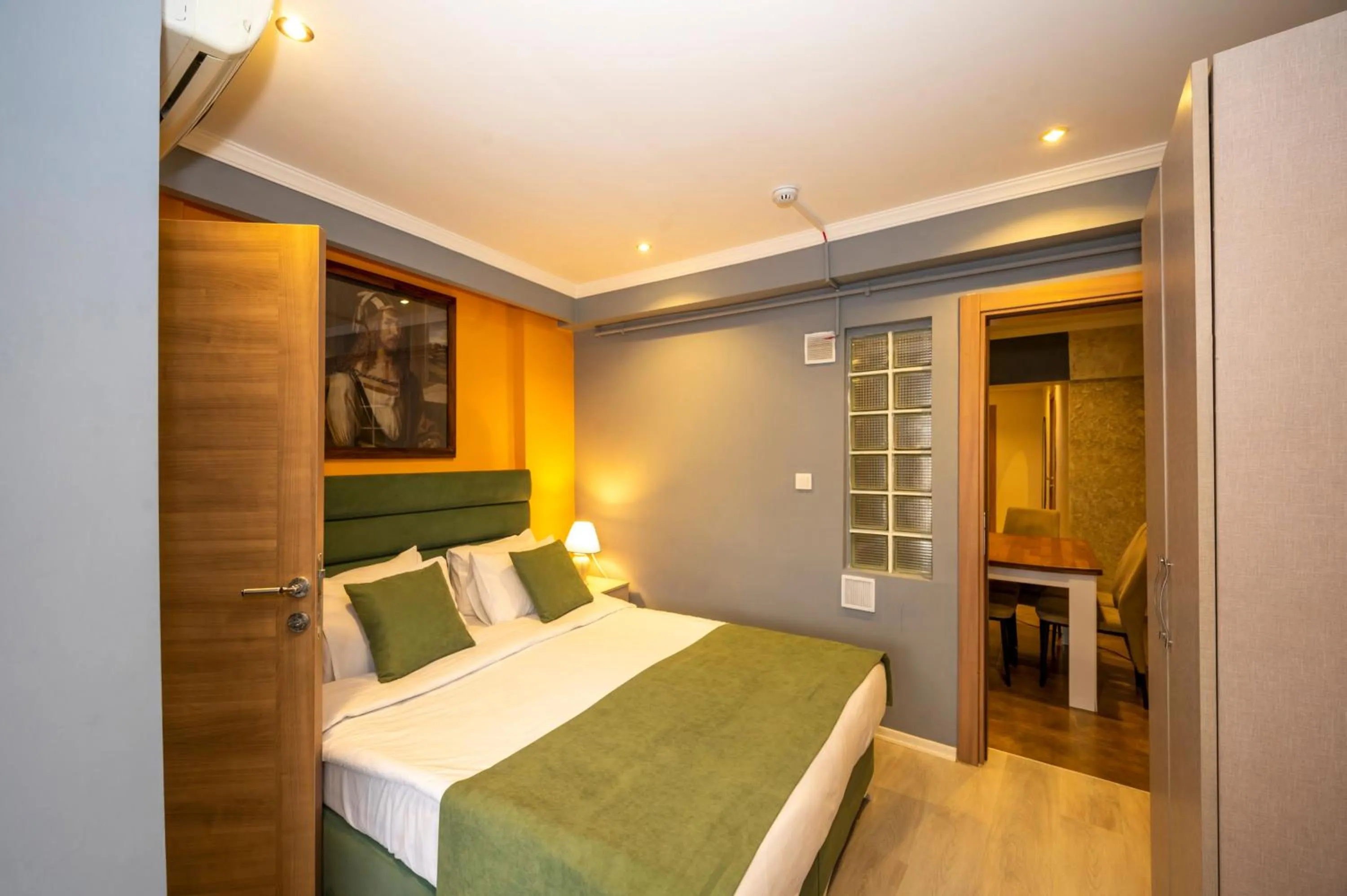 Bedroom, Bed in Marida Suit - Istanbul Taksim