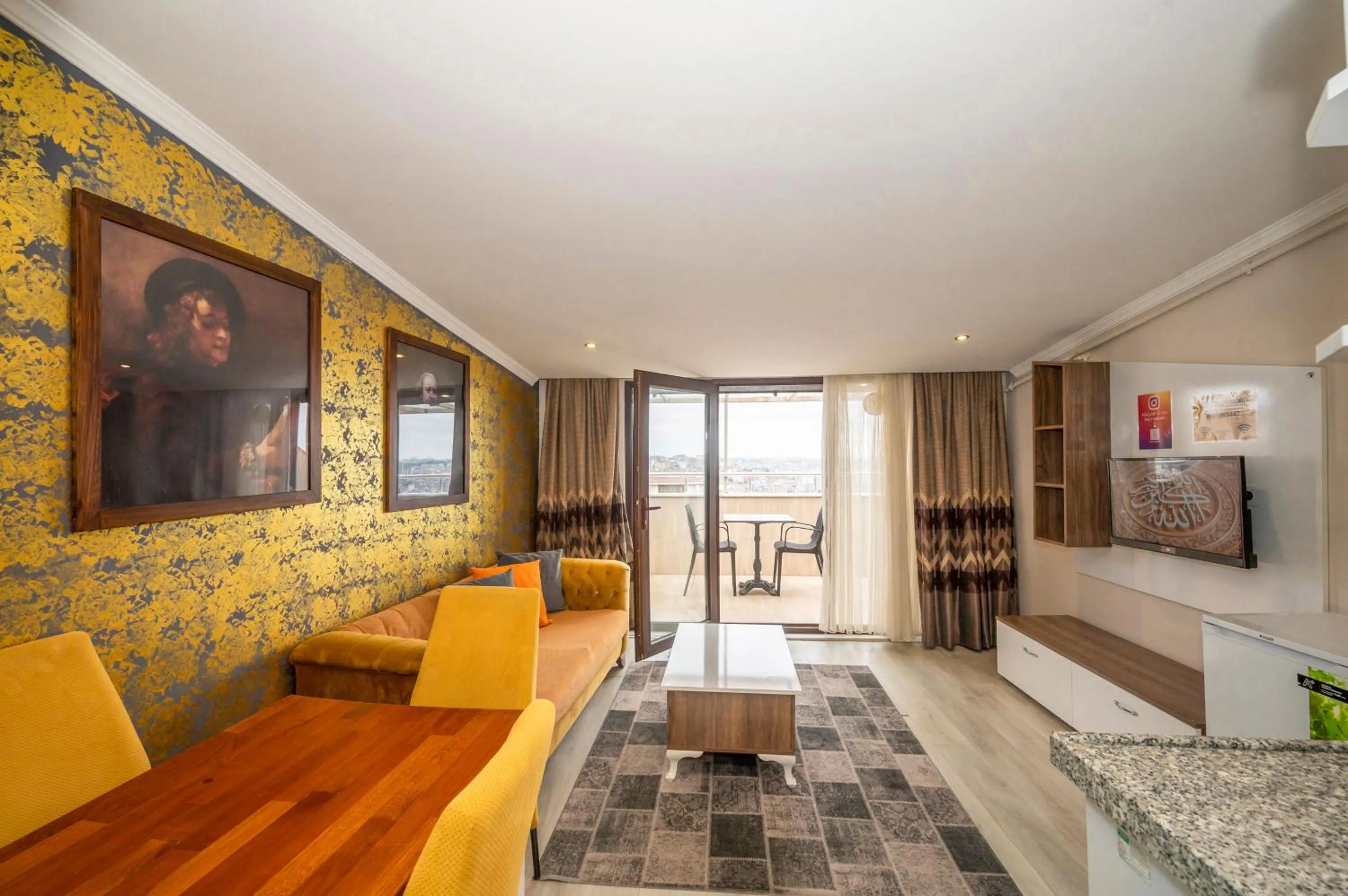 Living room in Marida Suit - Istanbul Taksim