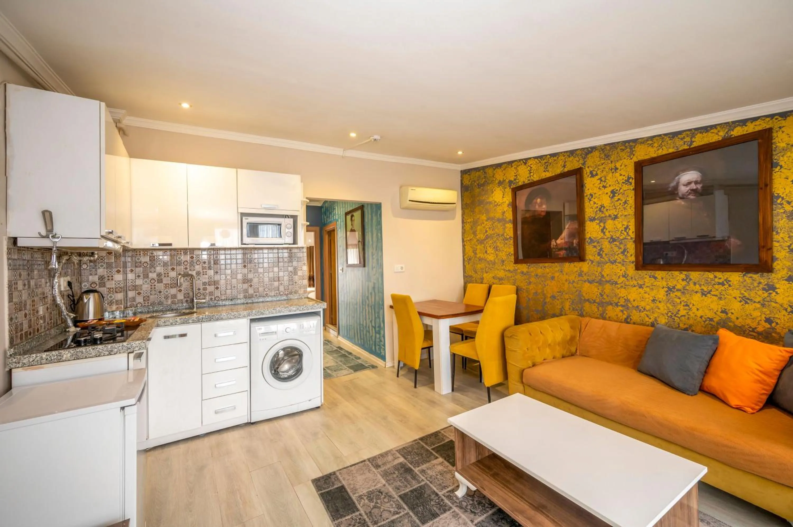 Kitchen or kitchenette in Marida Suit - Istanbul Taksim