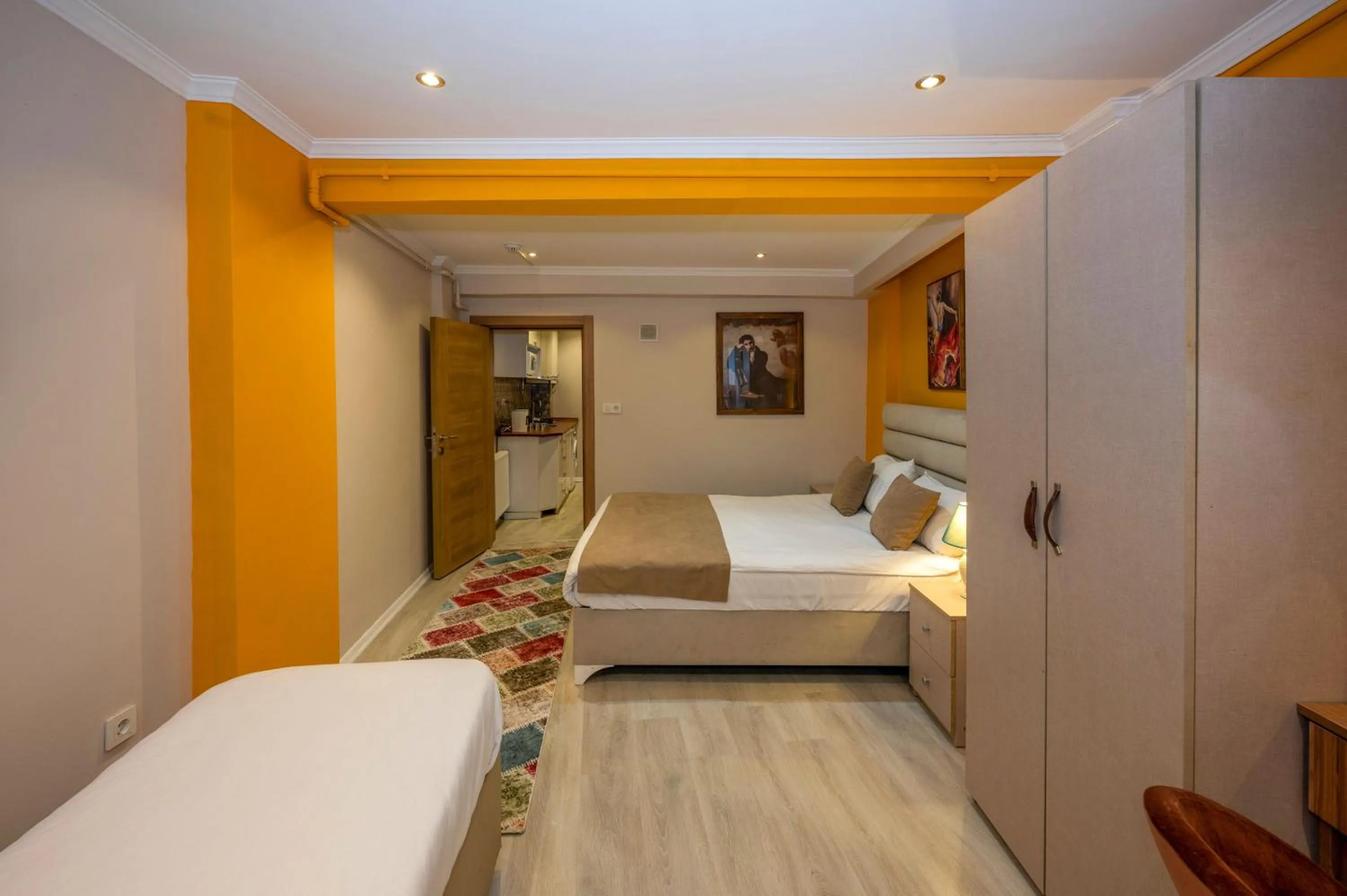 Bed in Marida Suit - Istanbul Taksim