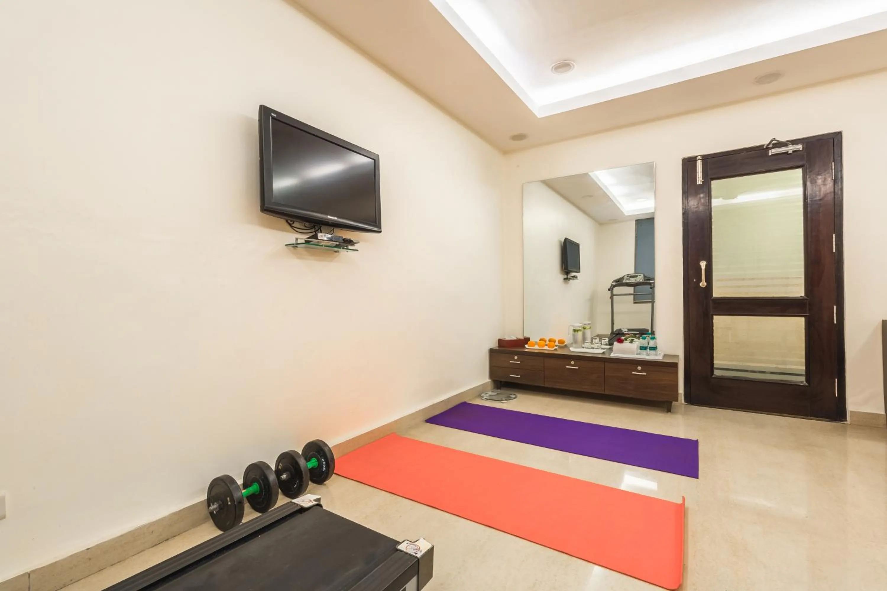 Fitness centre/facilities in Rosewood Apartment Hotel - Pantnagar