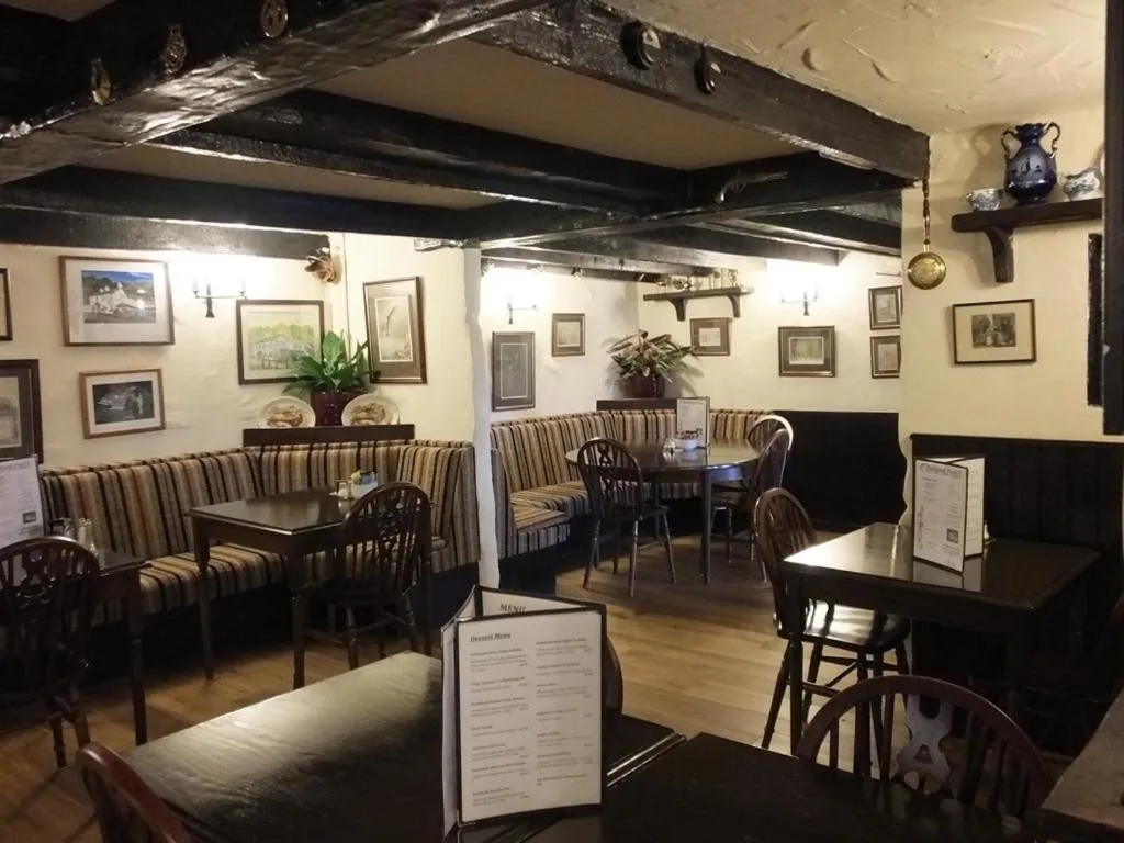 Dining area in Rusland Pool Hotel
