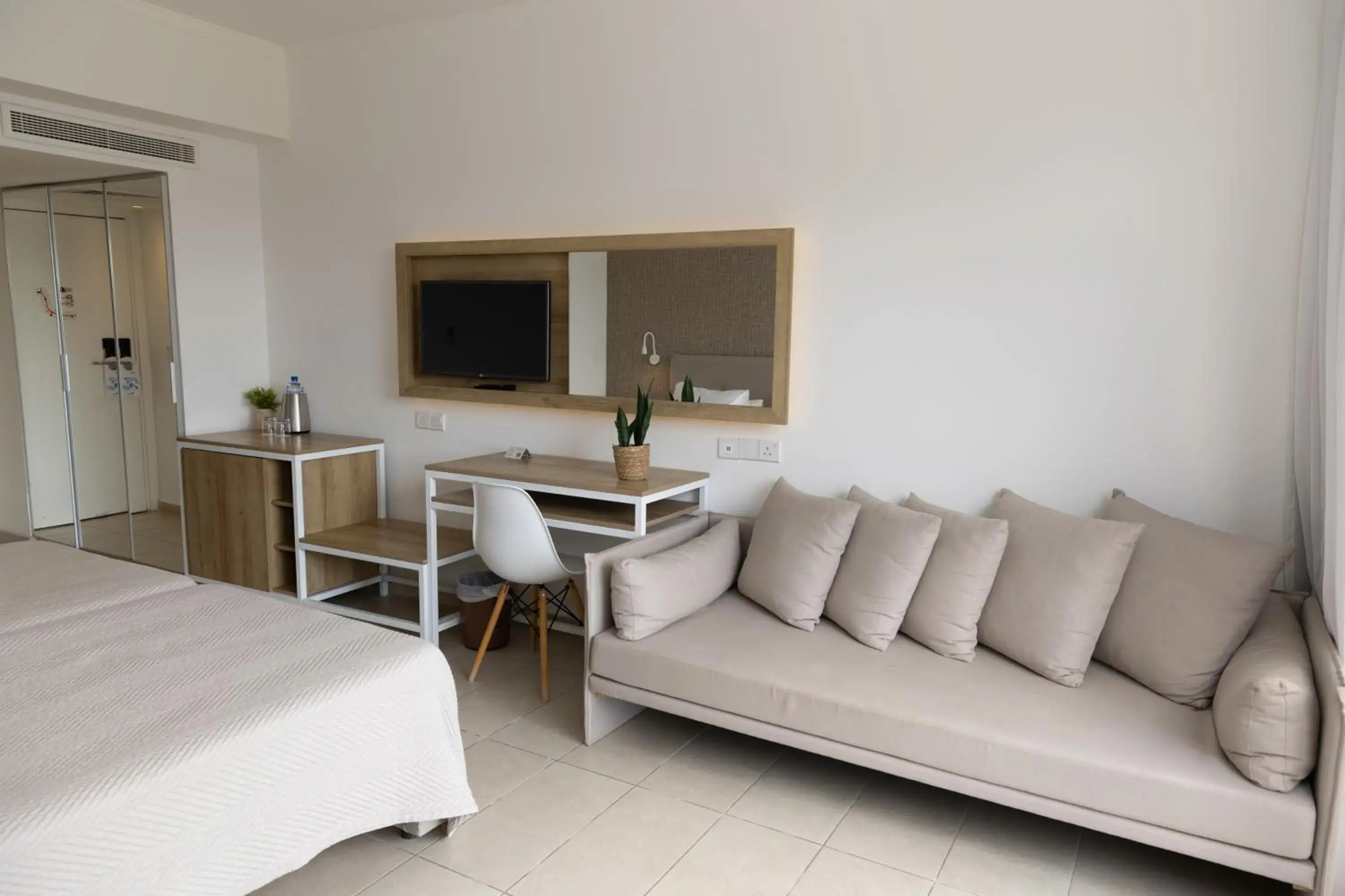 Bed in Venus Beach Hotel Bed in Venus Beach Hotel