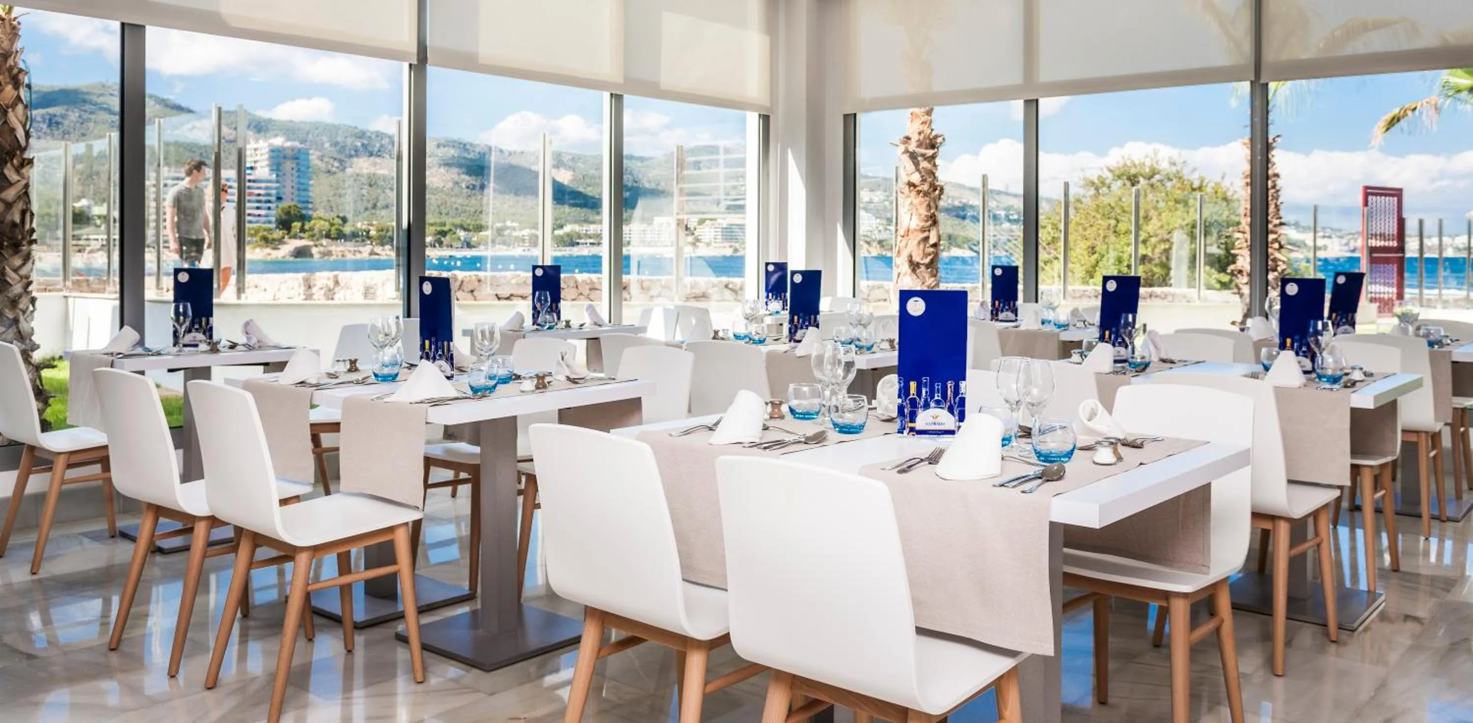 Restaurant/places to eat in Globales Santa Lucia - Adults Only 18