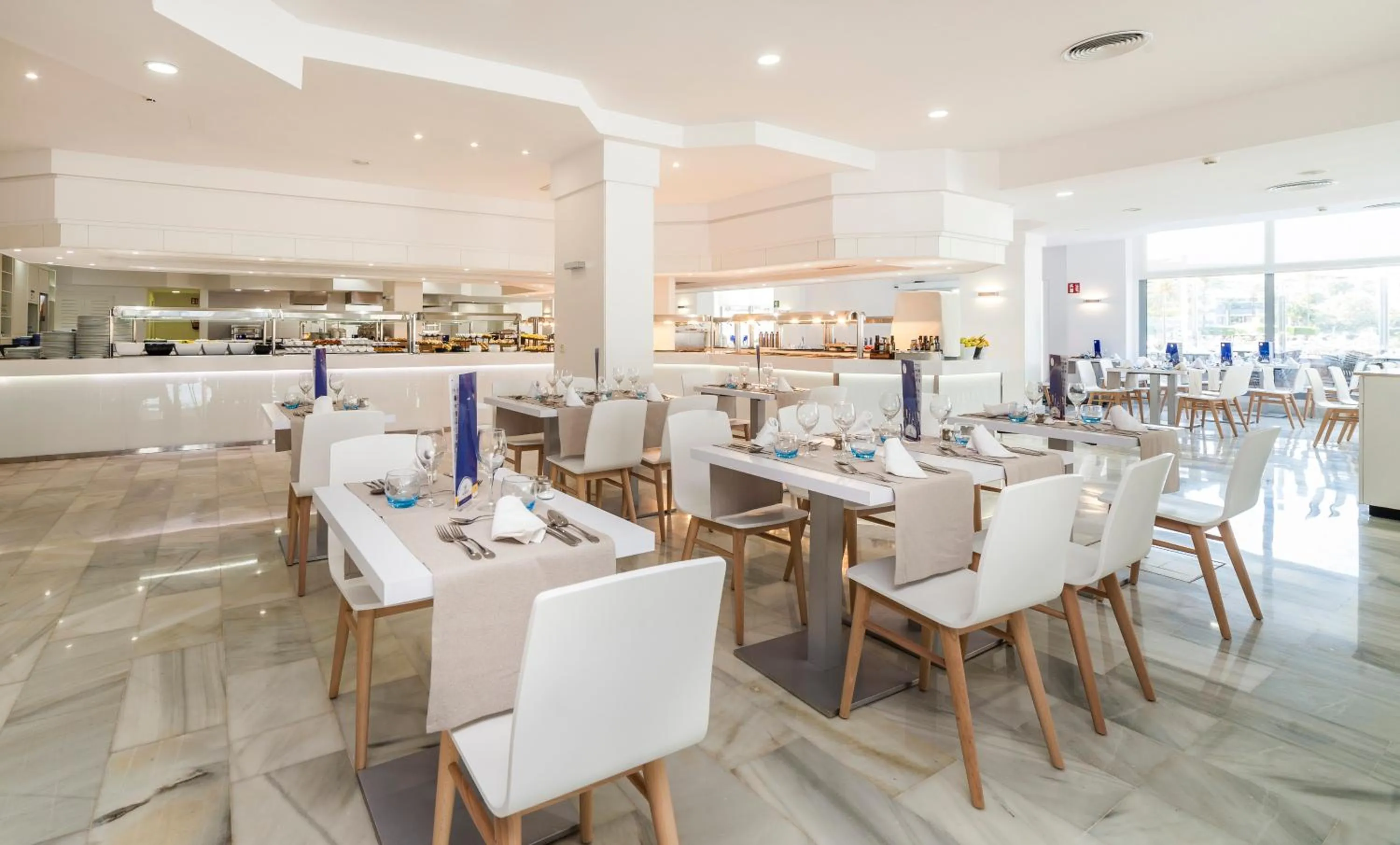 Restaurant/places to eat in Globales Santa Lucia - Adults Only 18