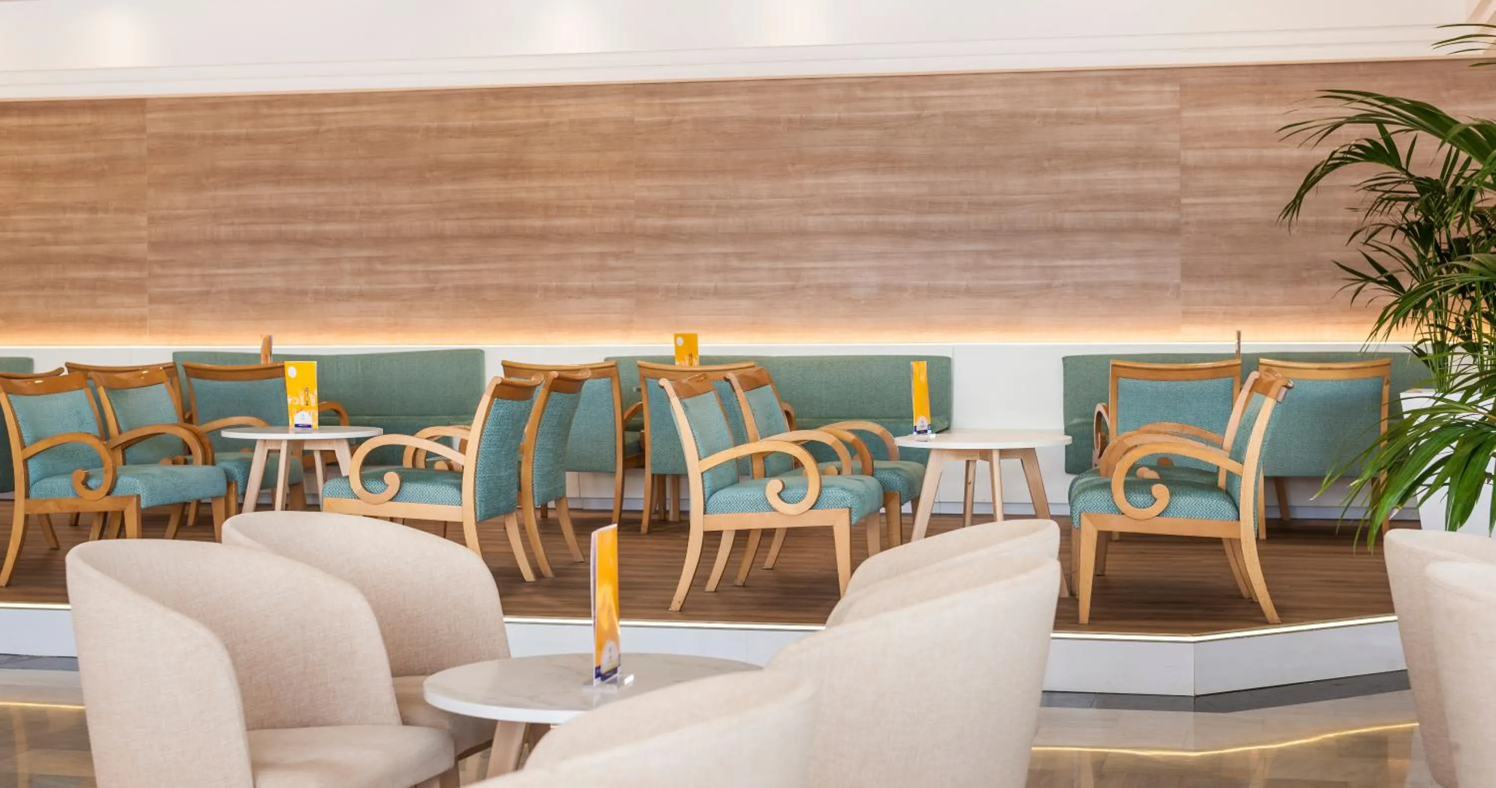 Lounge or bar in Globales Santa Lucia - Adults Only 18