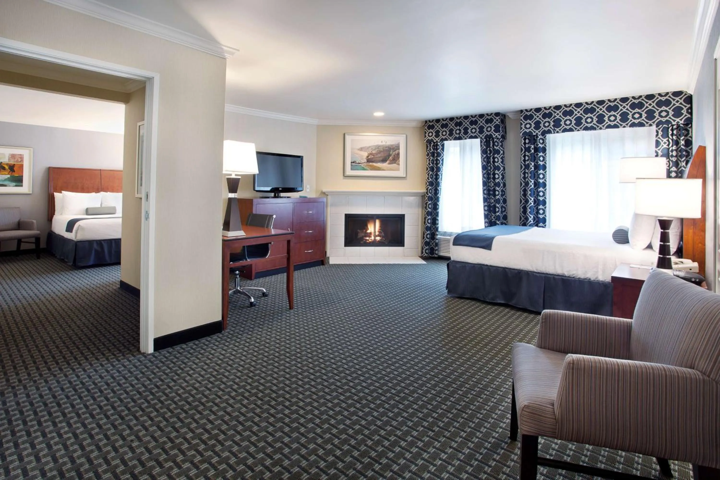 Queen Room in Best Western Plus Marina Shores Hotel