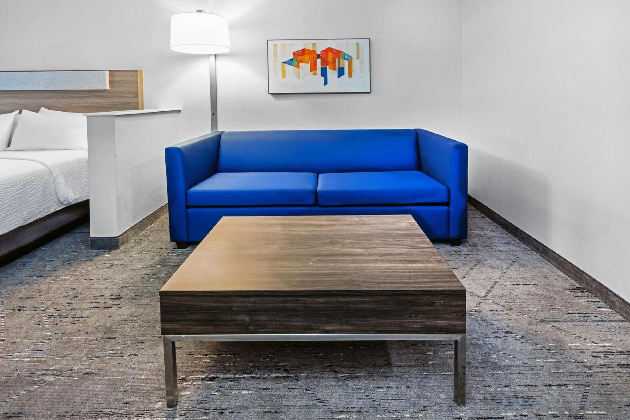 Photo of the whole room, Bed in Holiday Inn Express Hotel & Suites Henderson - Traffic Star by IHG