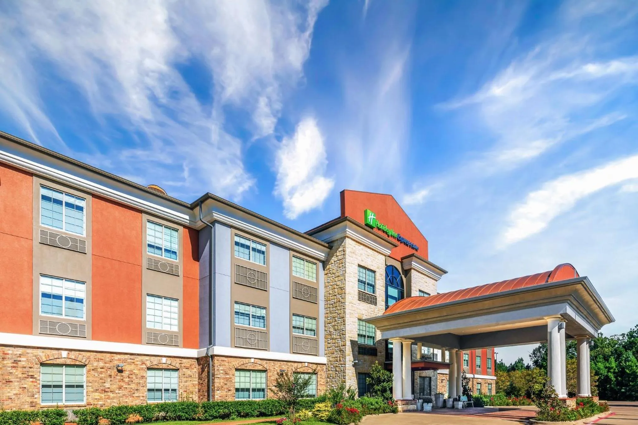Property building in Holiday Inn Express Hotel & Suites Henderson - Traffic Star by IHG