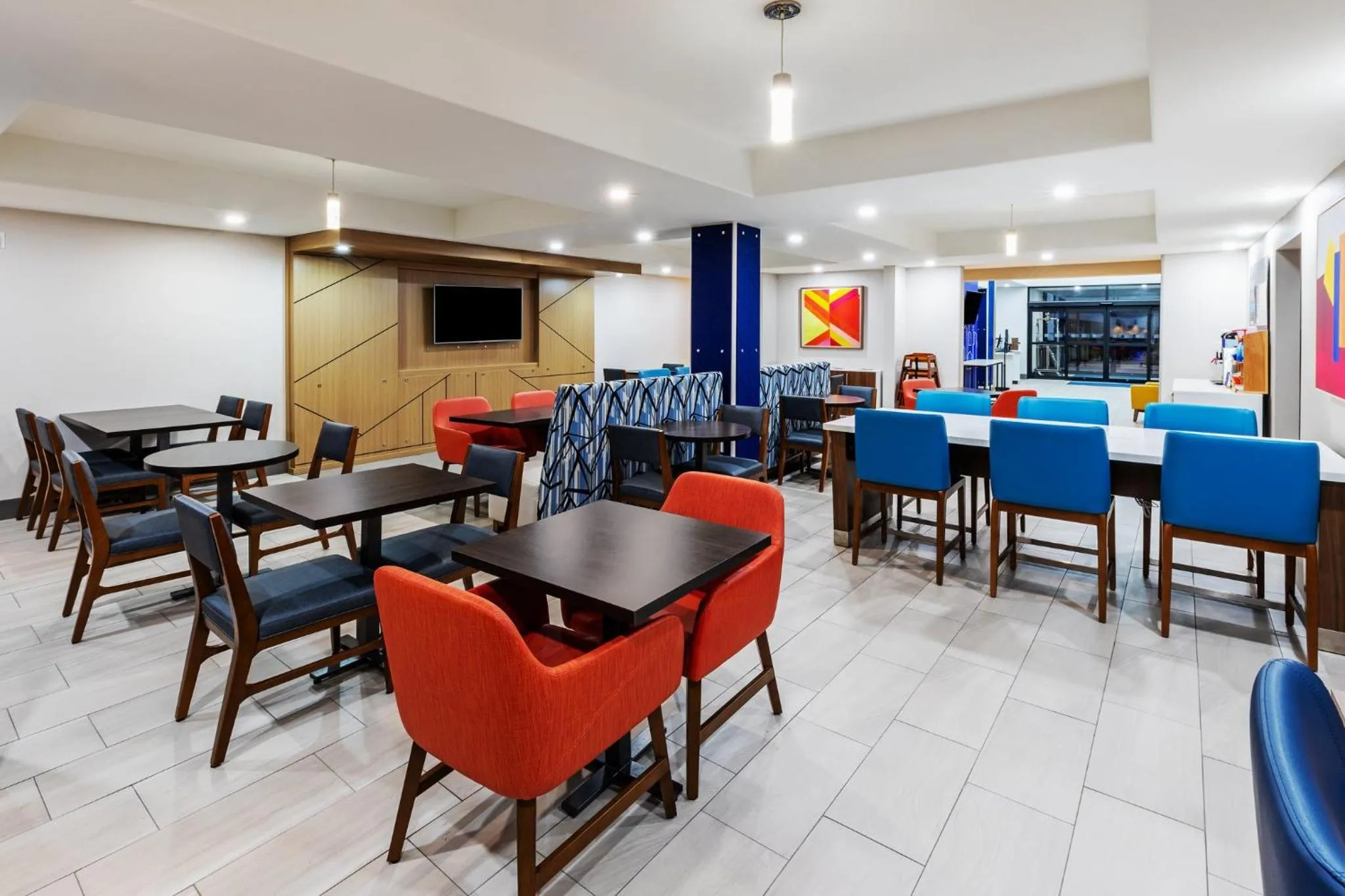 Restaurant/places to eat in Holiday Inn Express Hotel & Suites Henderson - Traffic Star by IHG