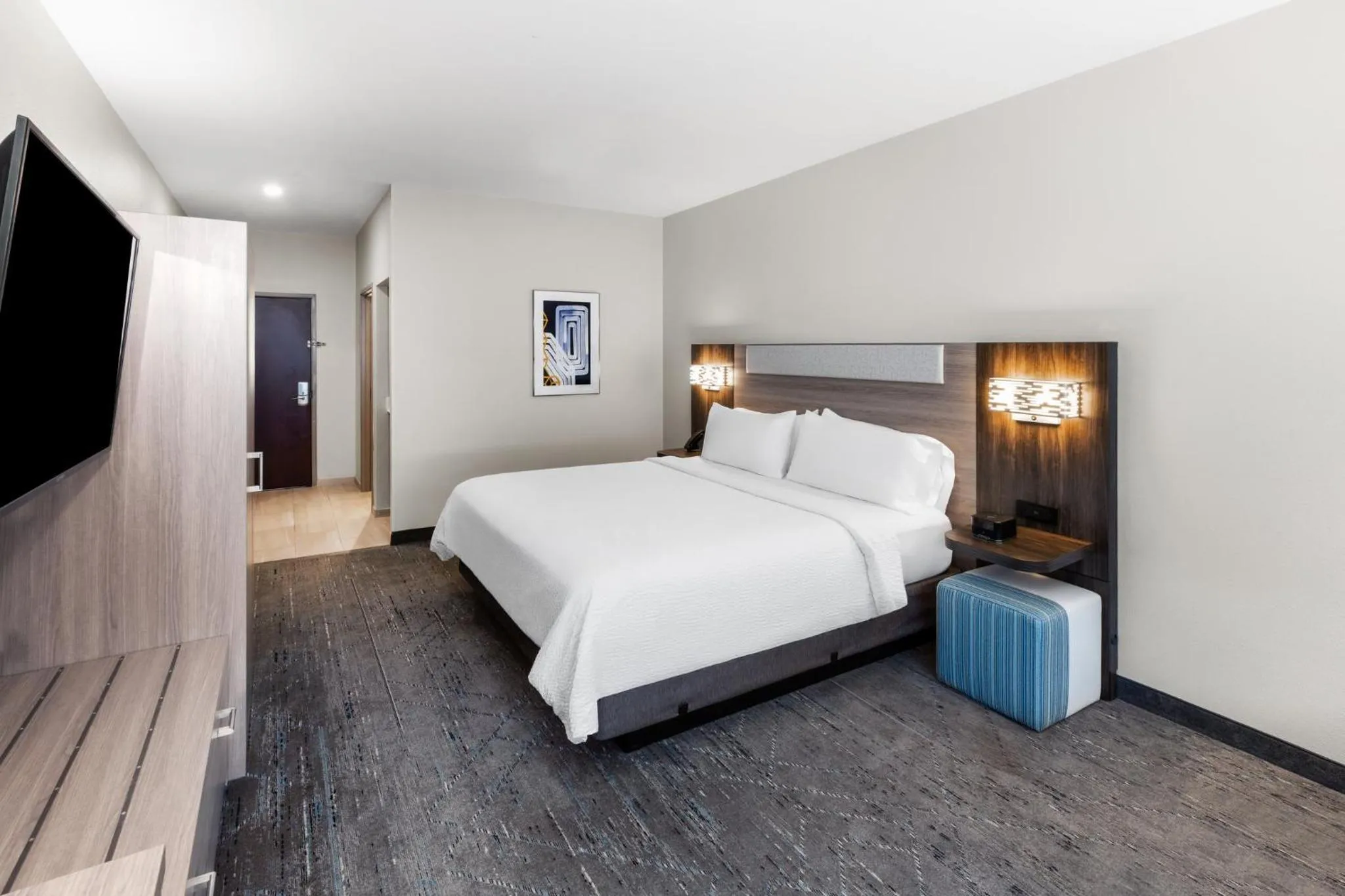 Photo of the whole room, Bed in Holiday Inn Express Hotel & Suites Henderson - Traffic Star by IHG