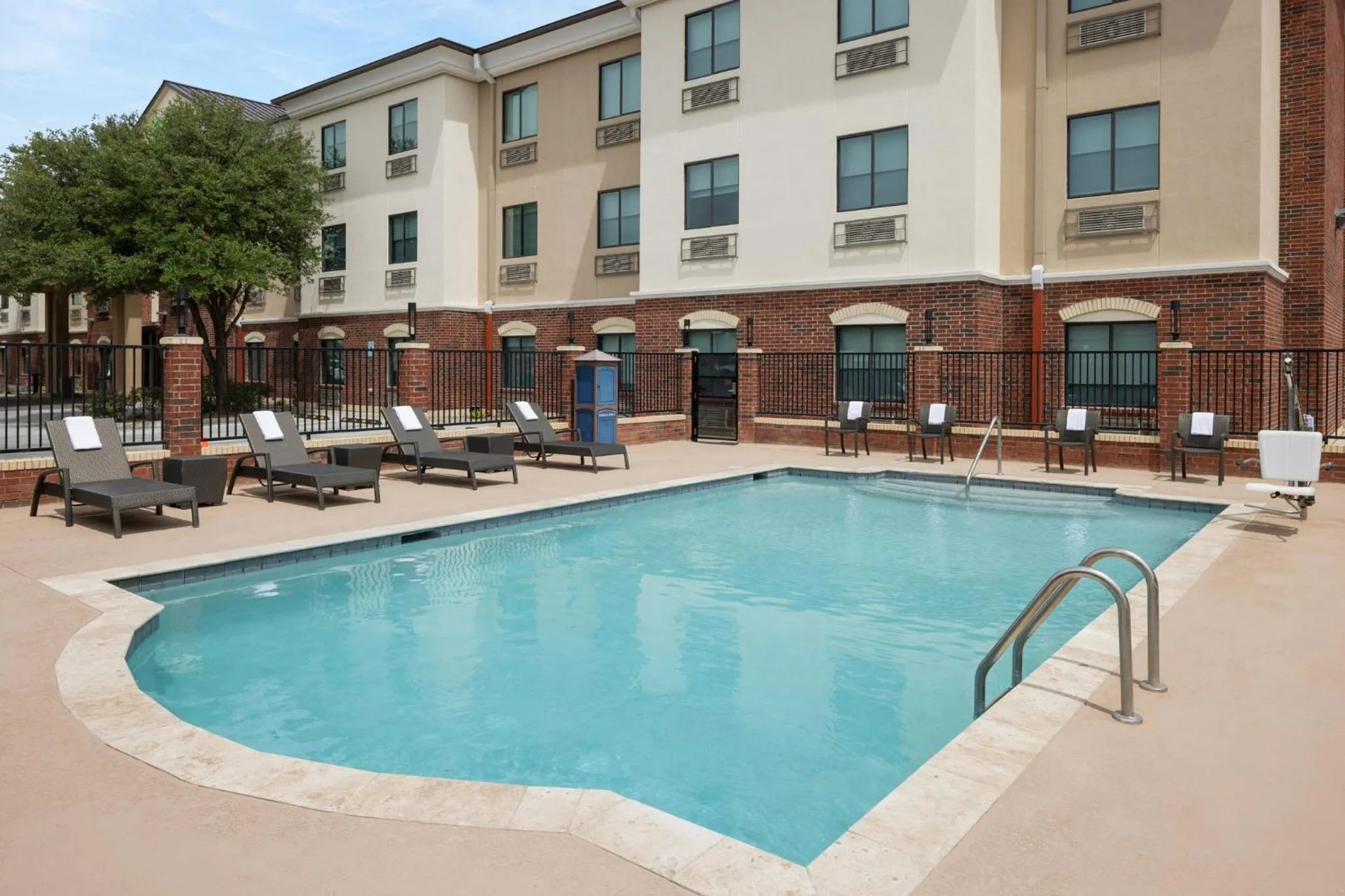 Swimming pool in Holiday Inn Express & Suites Midland Loop 250 by IHG