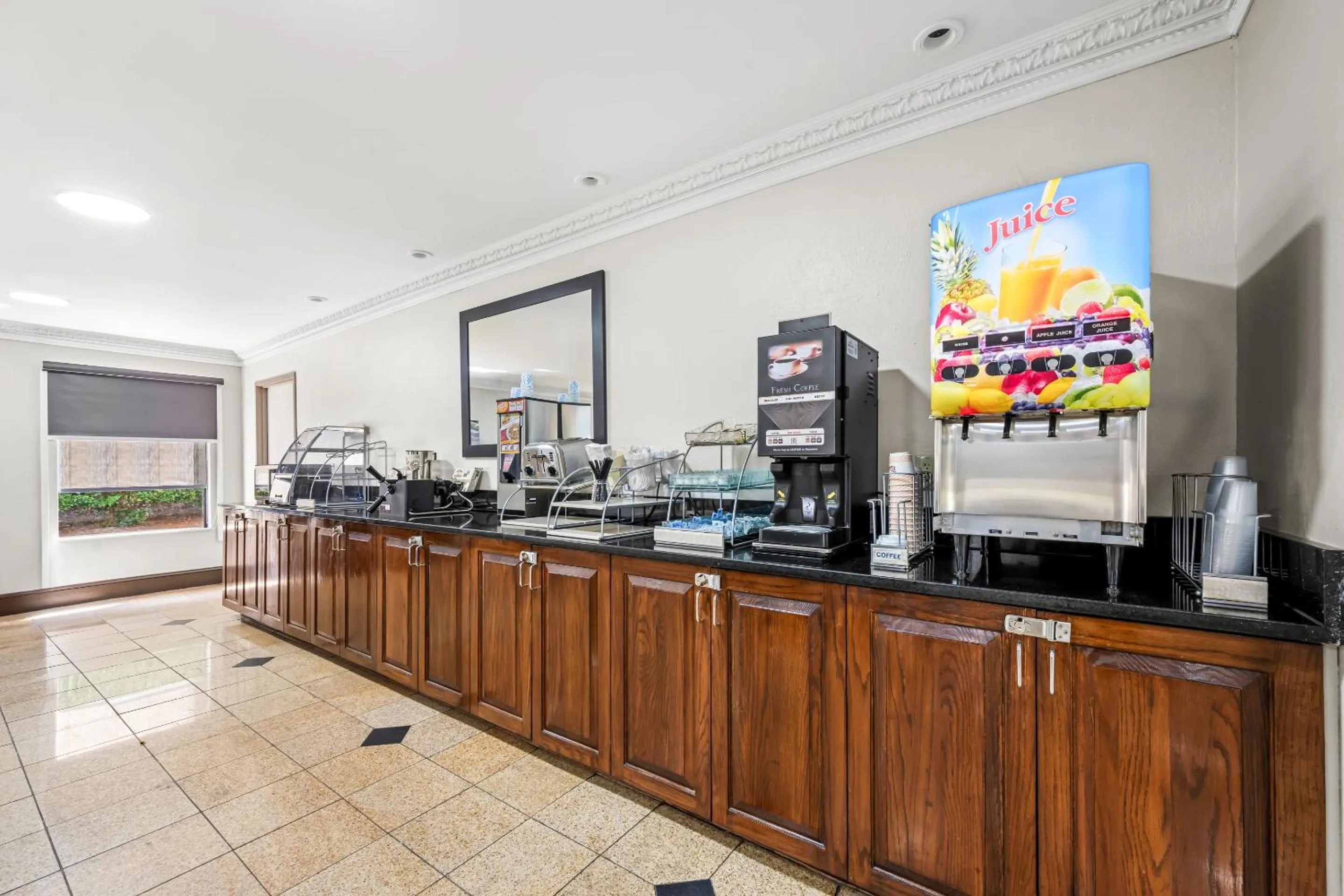 Breakfast in Red Roof PLUS Henderson