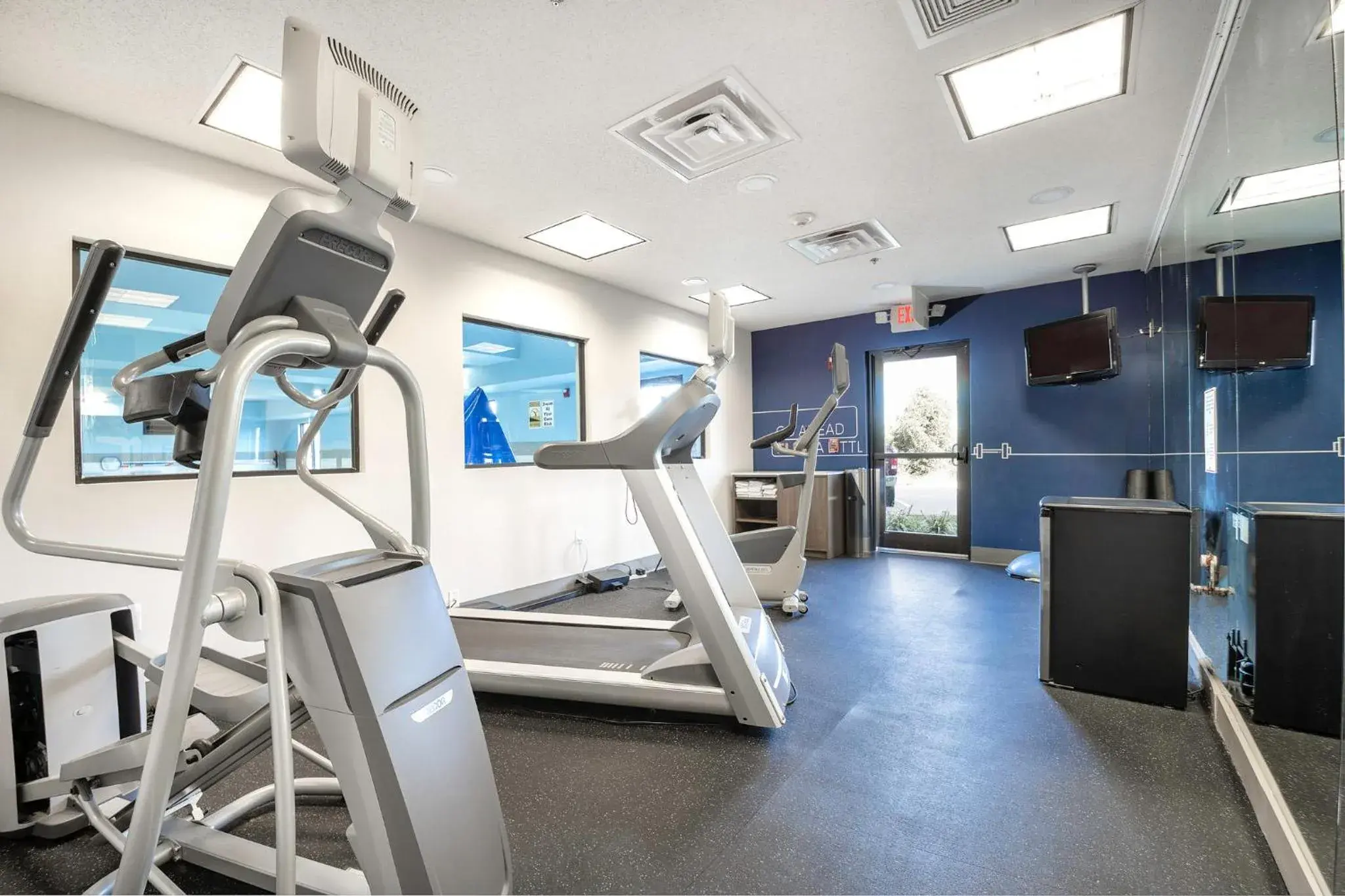 Fitness centre/facilities in Holiday Inn Express Hotel & Suites Festus-South St. Louis by IHG Fitness centre/facilities in Holiday Inn Express Hotel & Suites Festus-South St. Louis by IHG