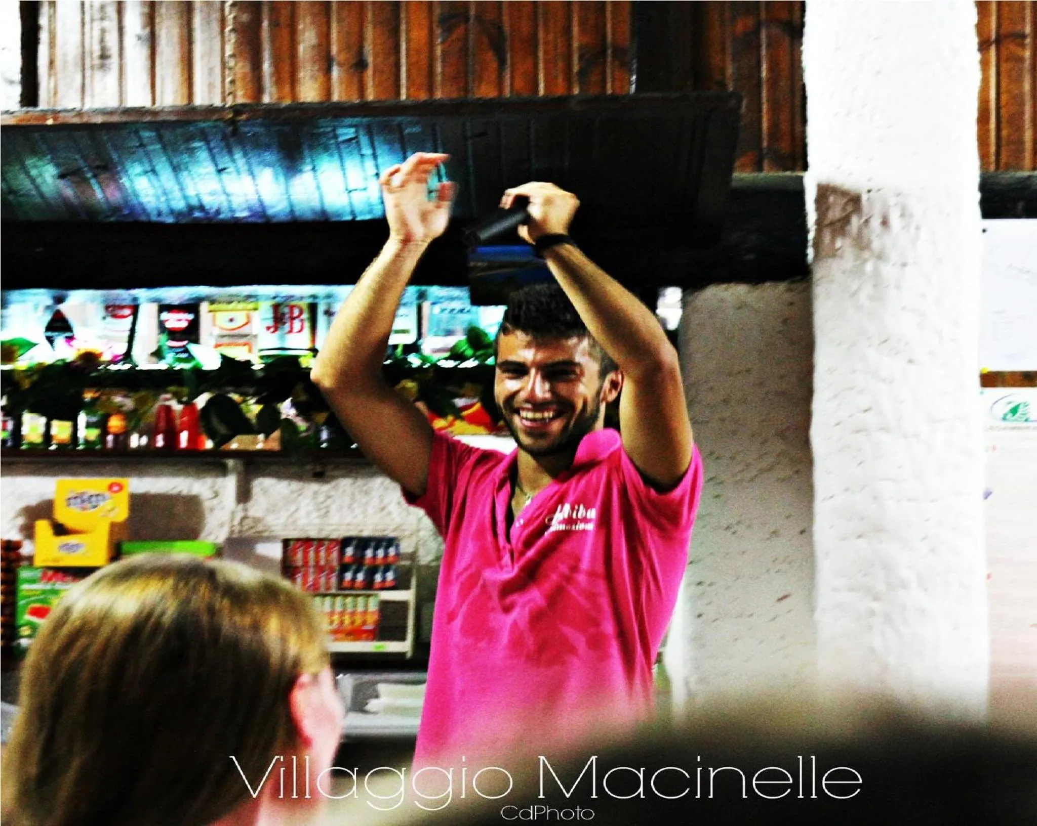 Lounge or bar in Macinelle