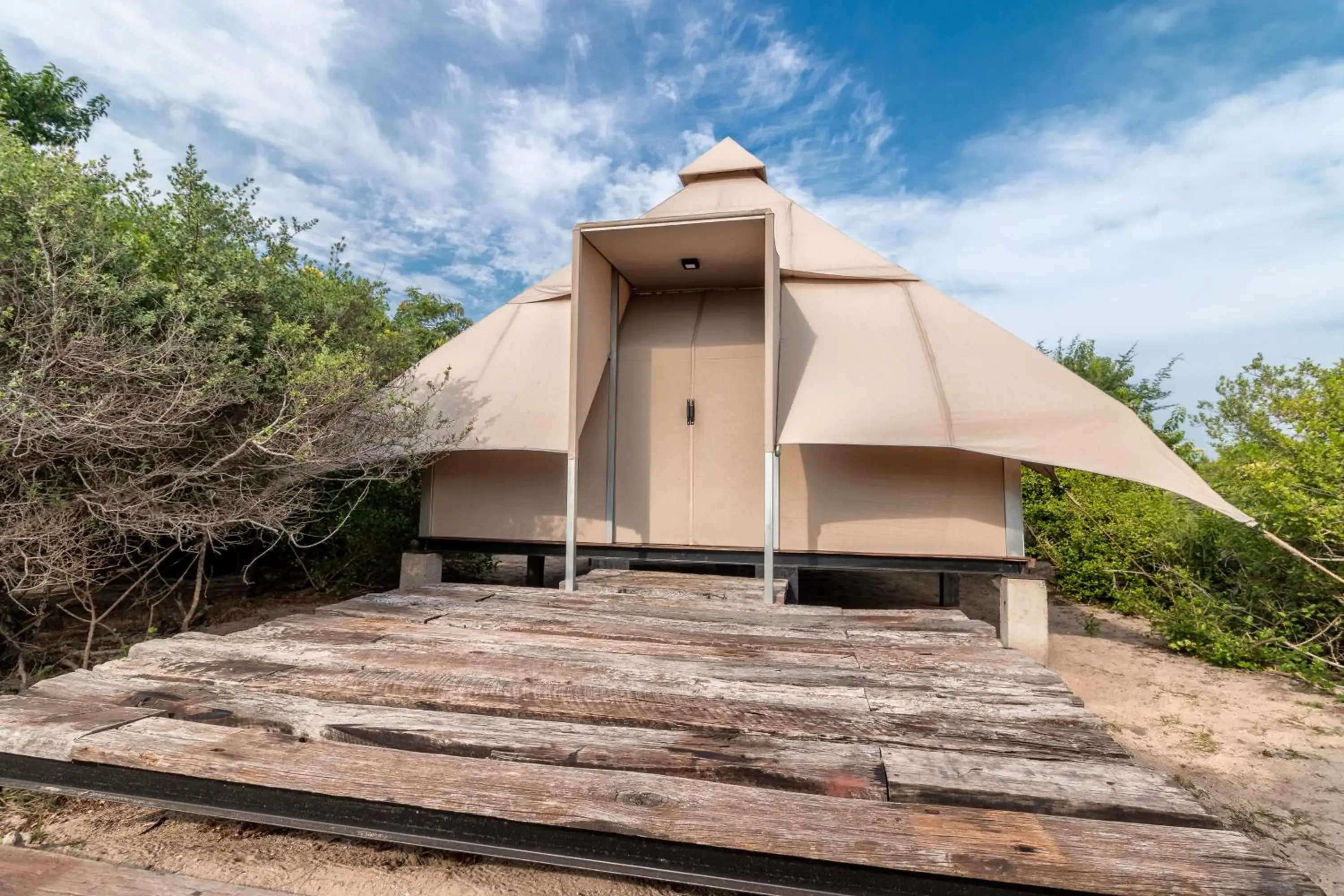 Facade/entrance in Kodev Facade/entrance in Kodev