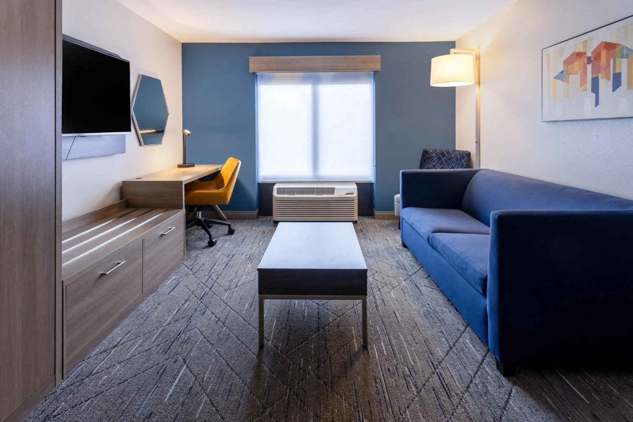 Photo of the whole room in Holiday Inn Express Hotel & Suites Jackson - Flowood by IHG