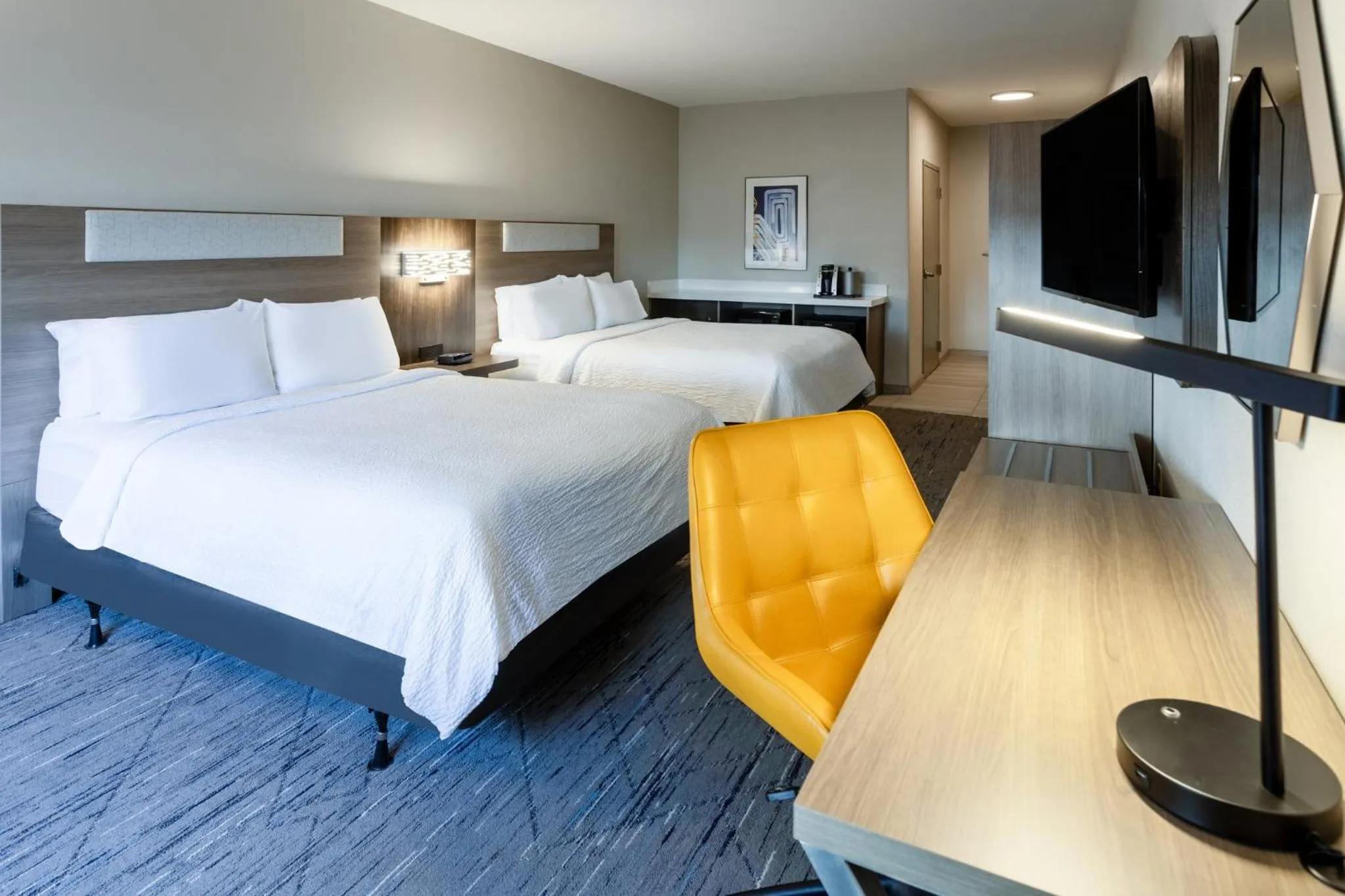 Photo of the whole room, Bed in Holiday Inn Express Hotel & Suites Jackson - Flowood by IHG