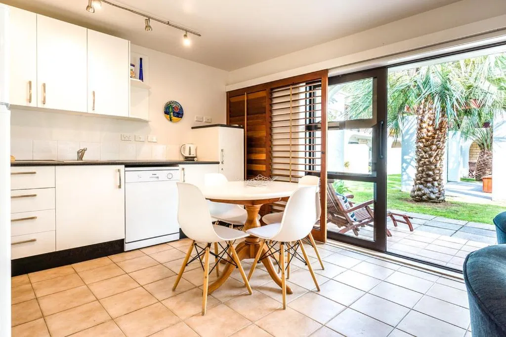 Onetangi Beach Apartments