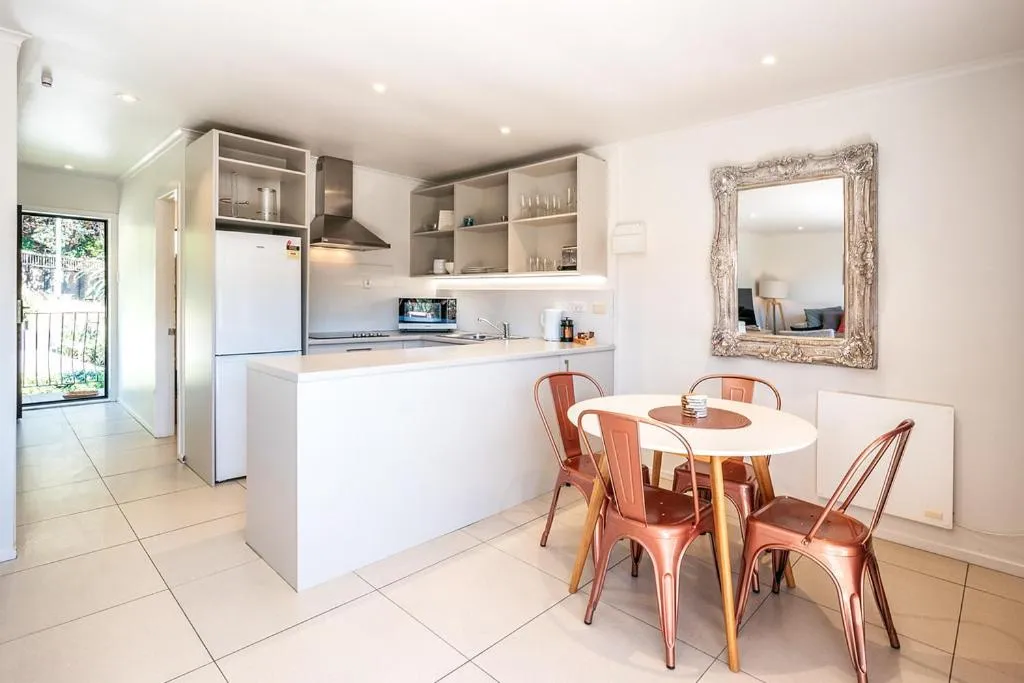 Onetangi Beach Apartments