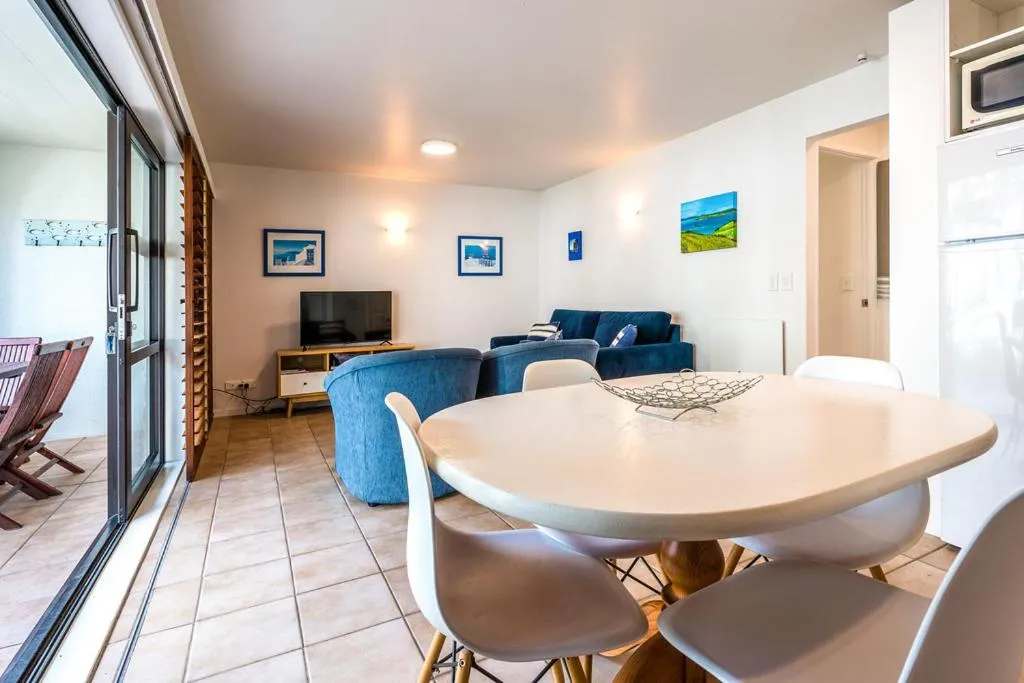 Onetangi Beach Apartments