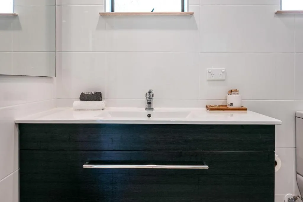 Onetangi Beach Apartments