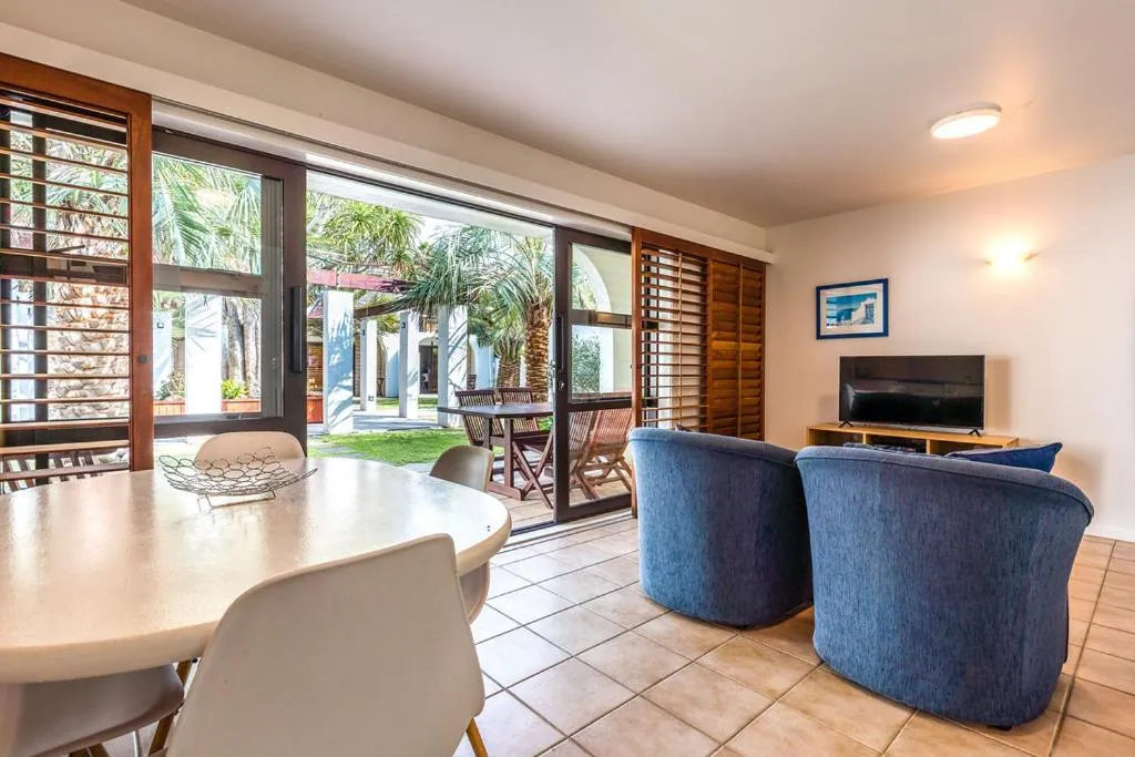 Onetangi Beach Apartments