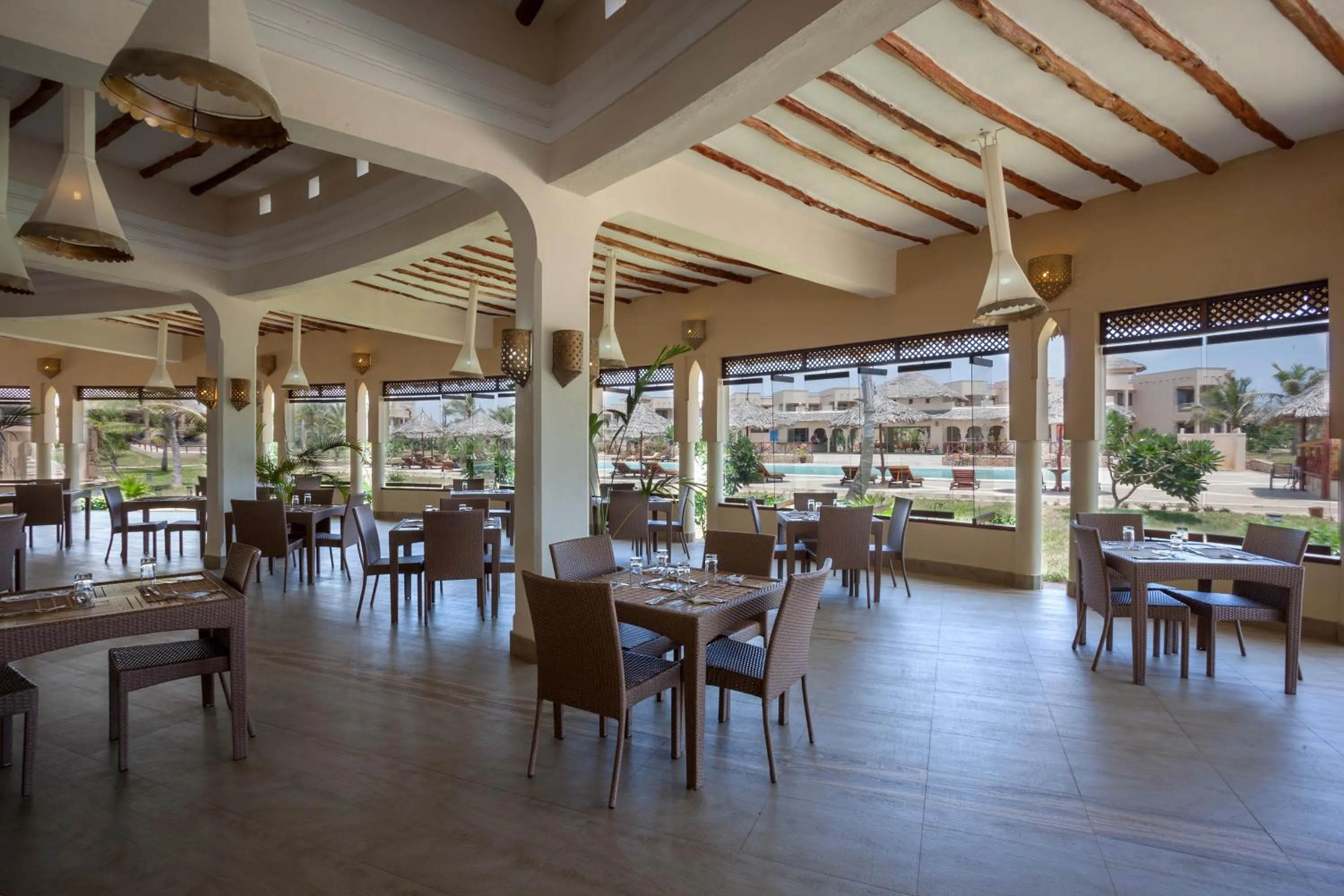 Restaurant/places to eat in Seven Islands Resort