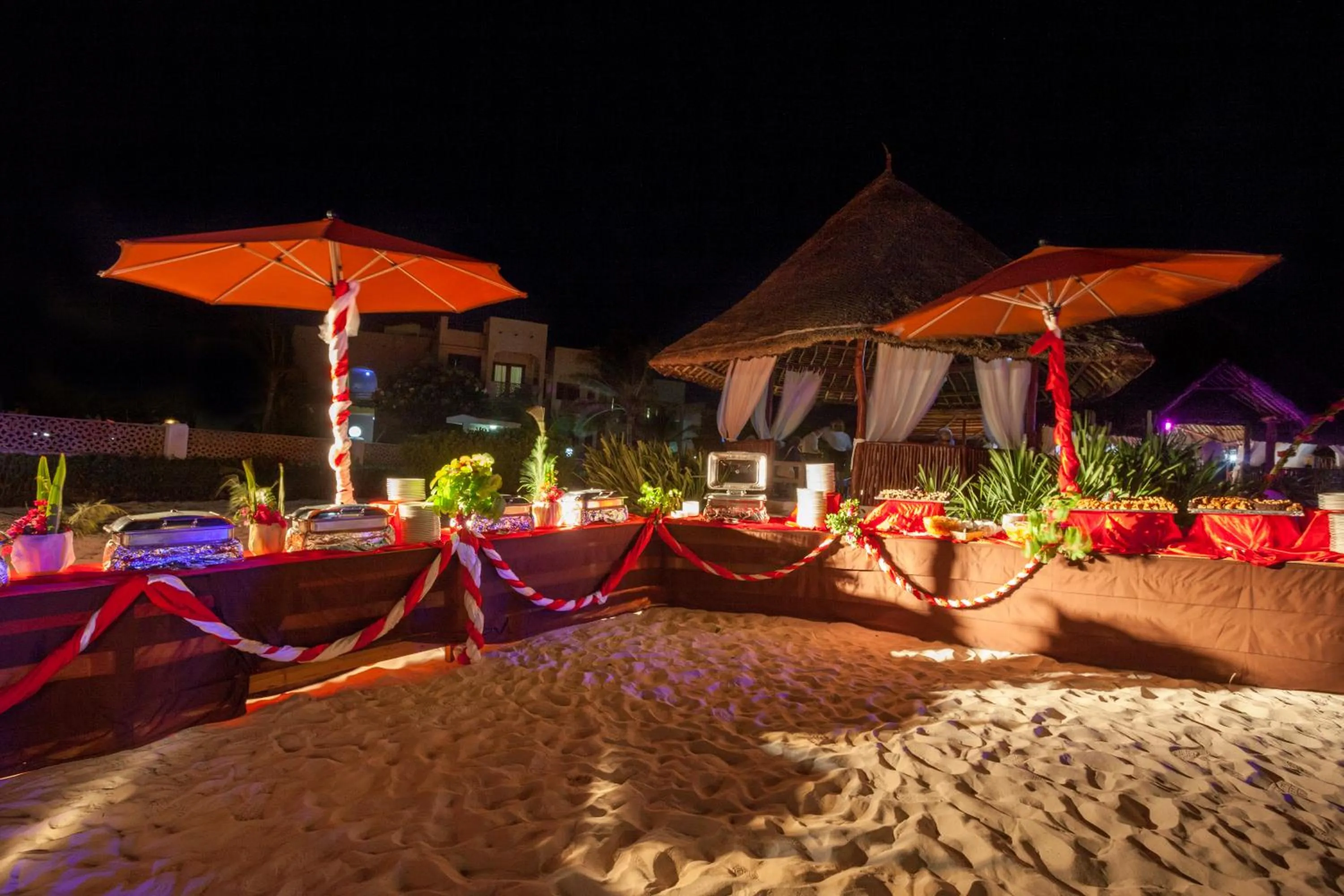 Food and drinks in Seven Islands Resort