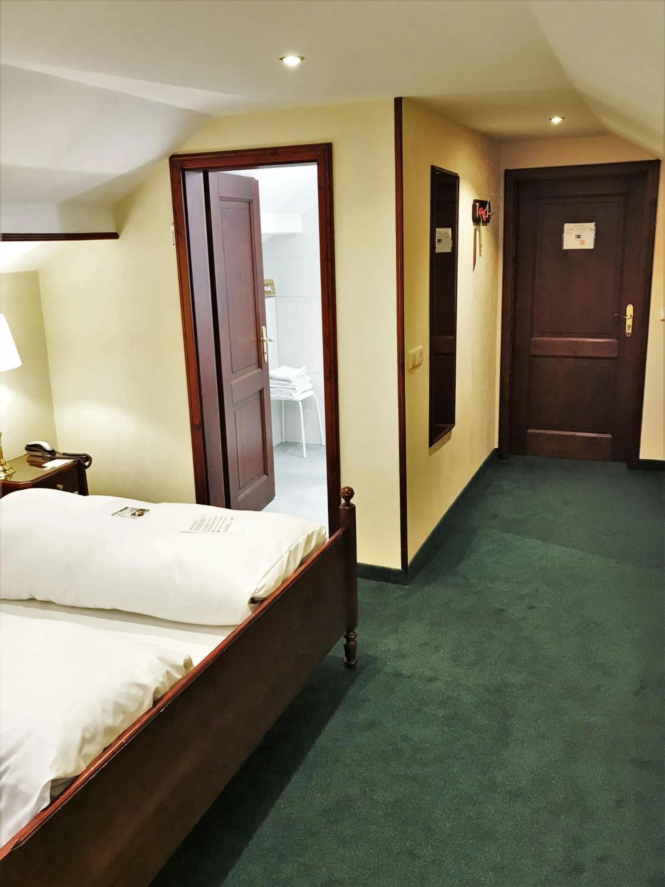 Bed in Flair-Hotel Waldfrieden