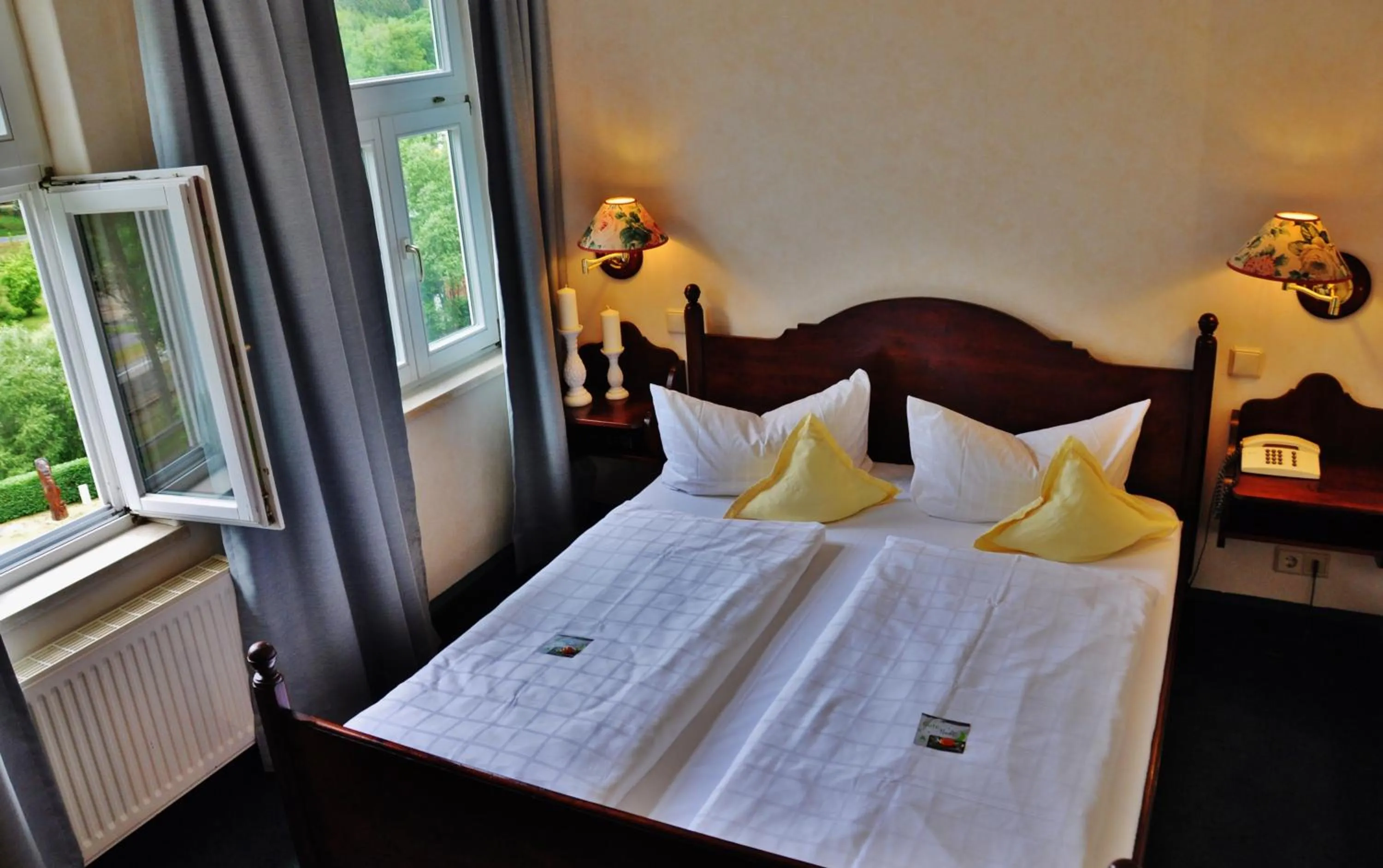Bed in Flair-Hotel Waldfrieden