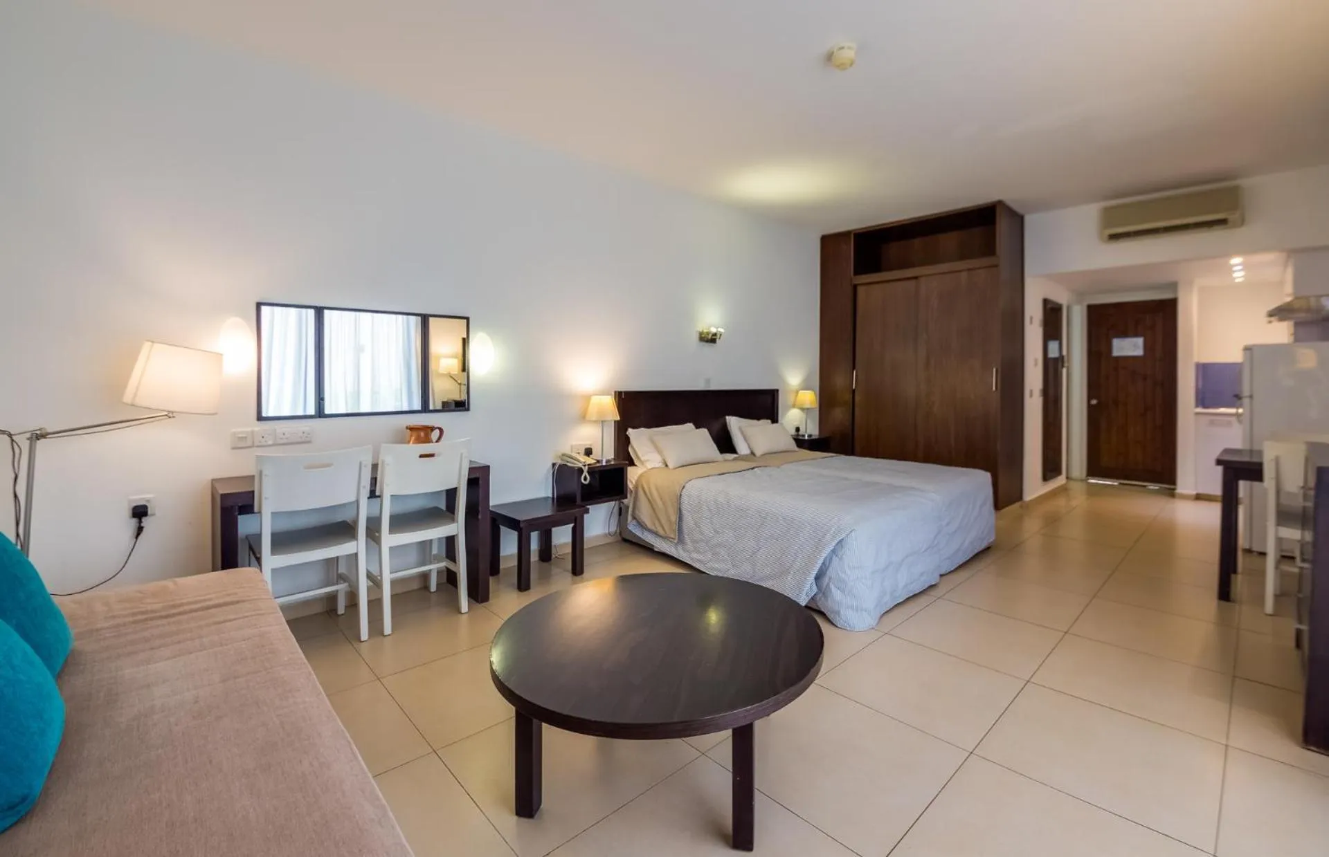 Photo of the whole room in MarisMare Apartments