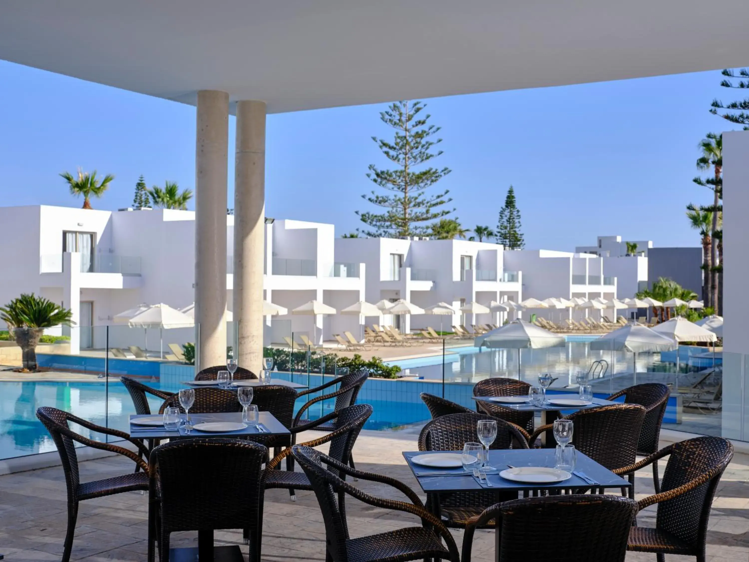 Restaurant/places to eat, Swimming Pool in Panthea Holiday Village Water Park Resort