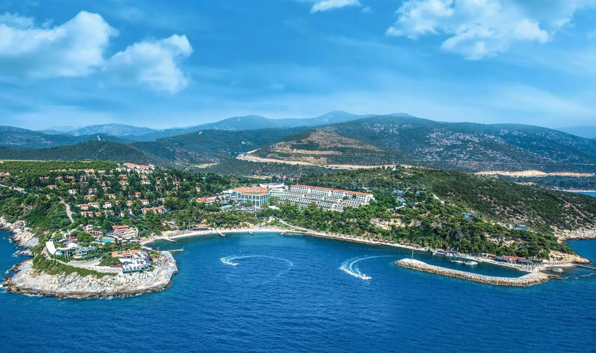 Property building in Pine Bay Holiday Resort Property building in Pine Bay Holiday Resort