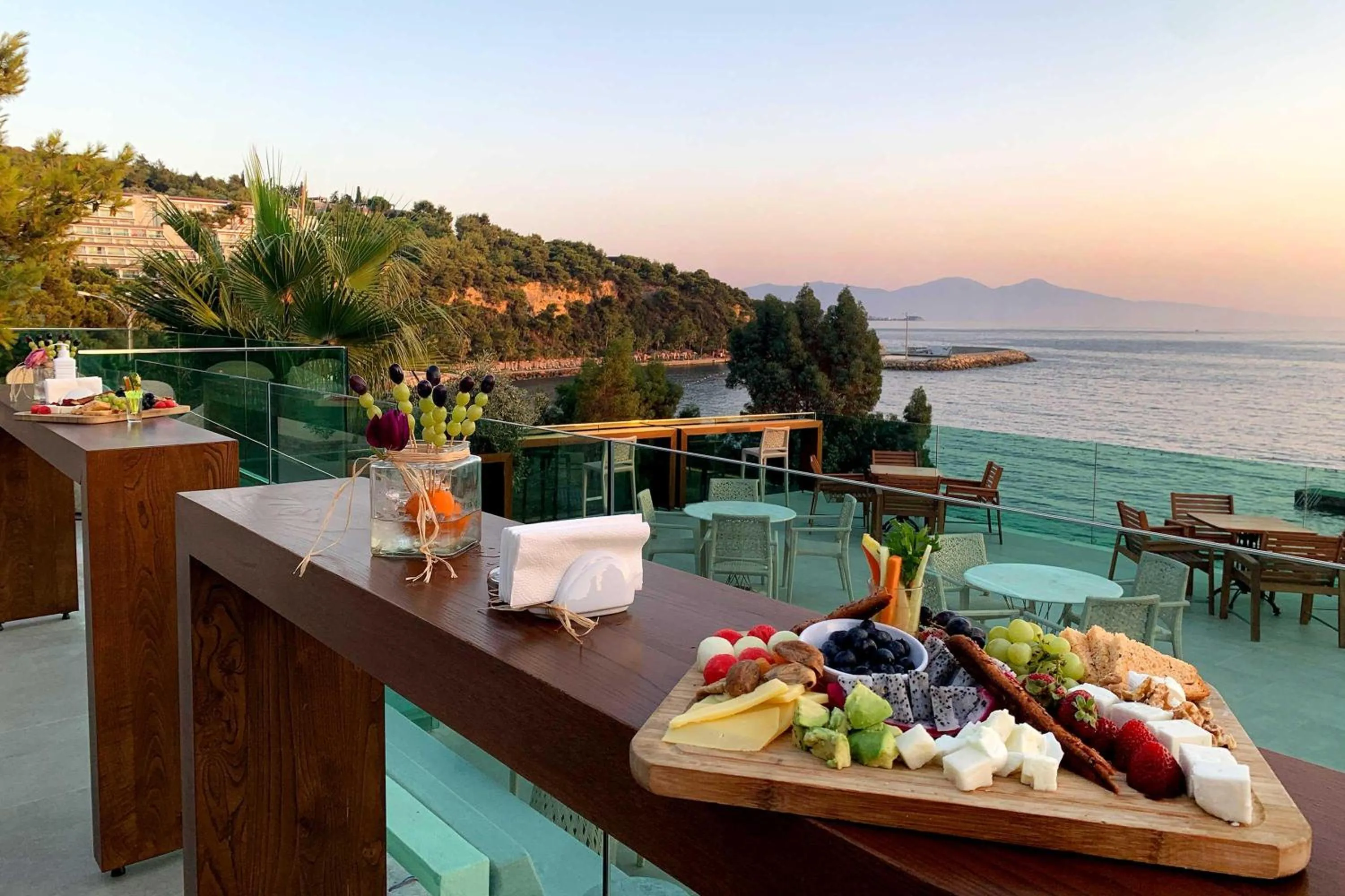 Lounge or bar in Pine Bay Holiday Resort