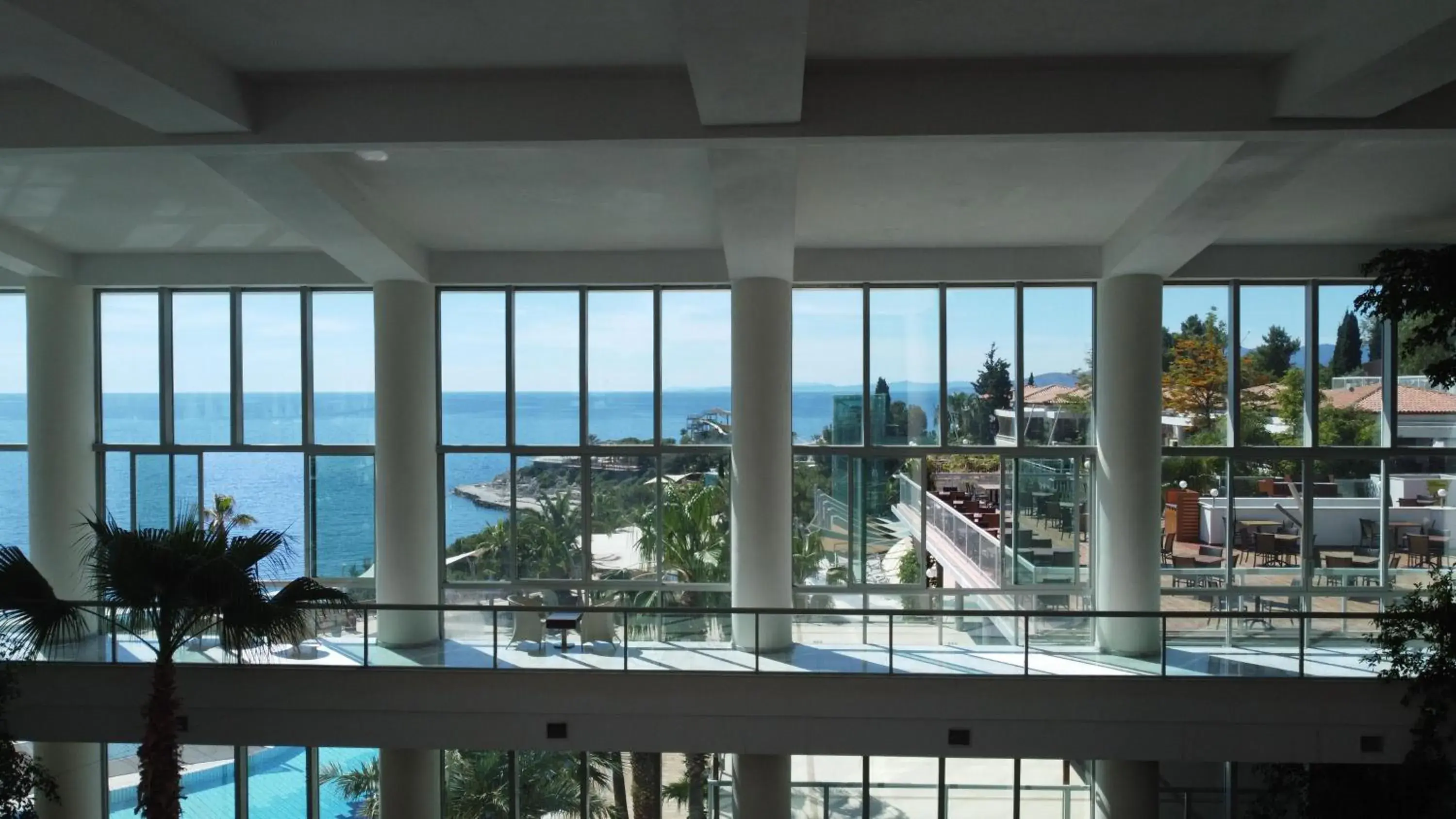 Swimming pool in Pine Bay Holiday Resort Swimming pool in Pine Bay Holiday Resort