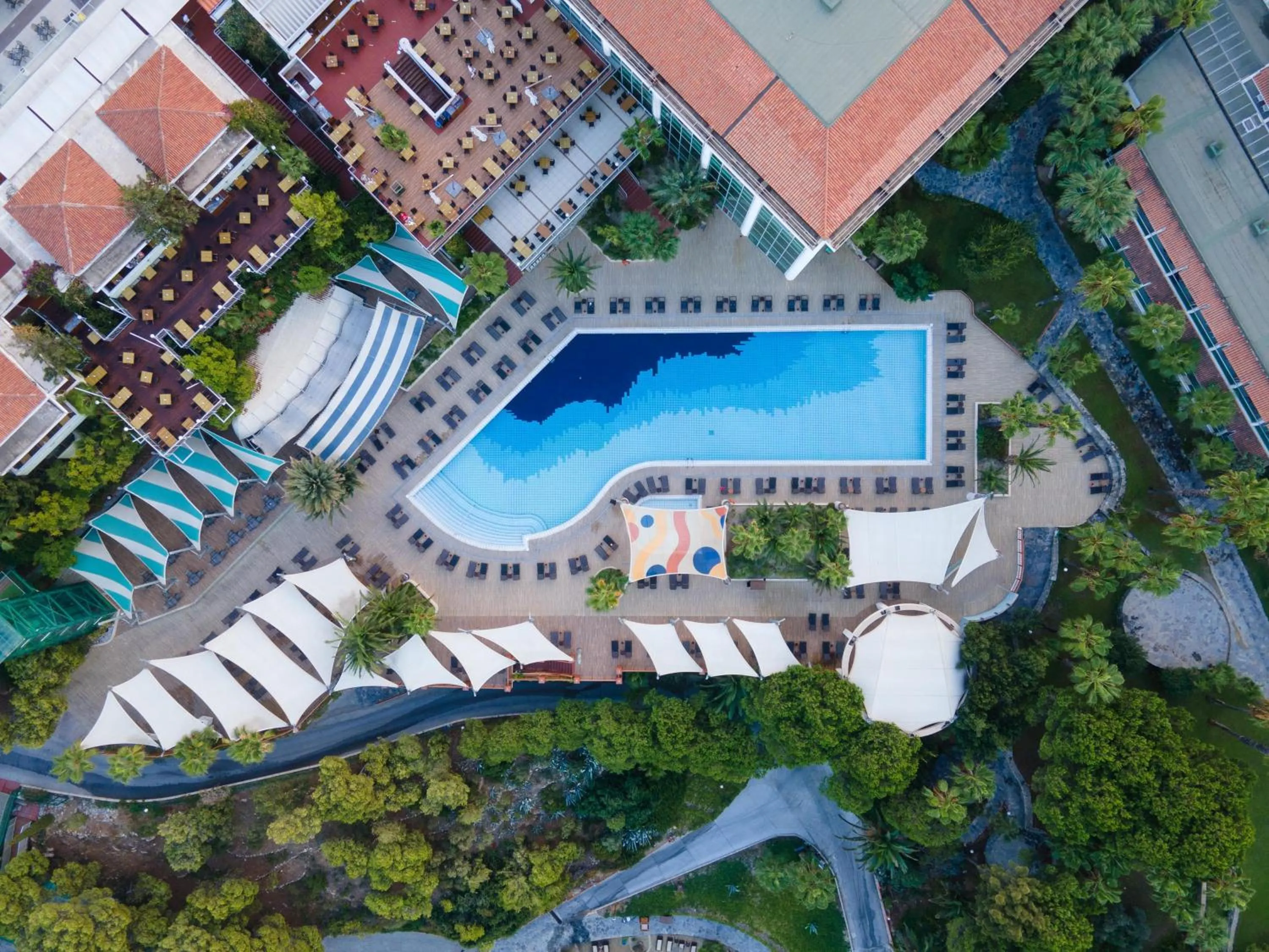 Area and facilities in Pine Bay Holiday Resort
