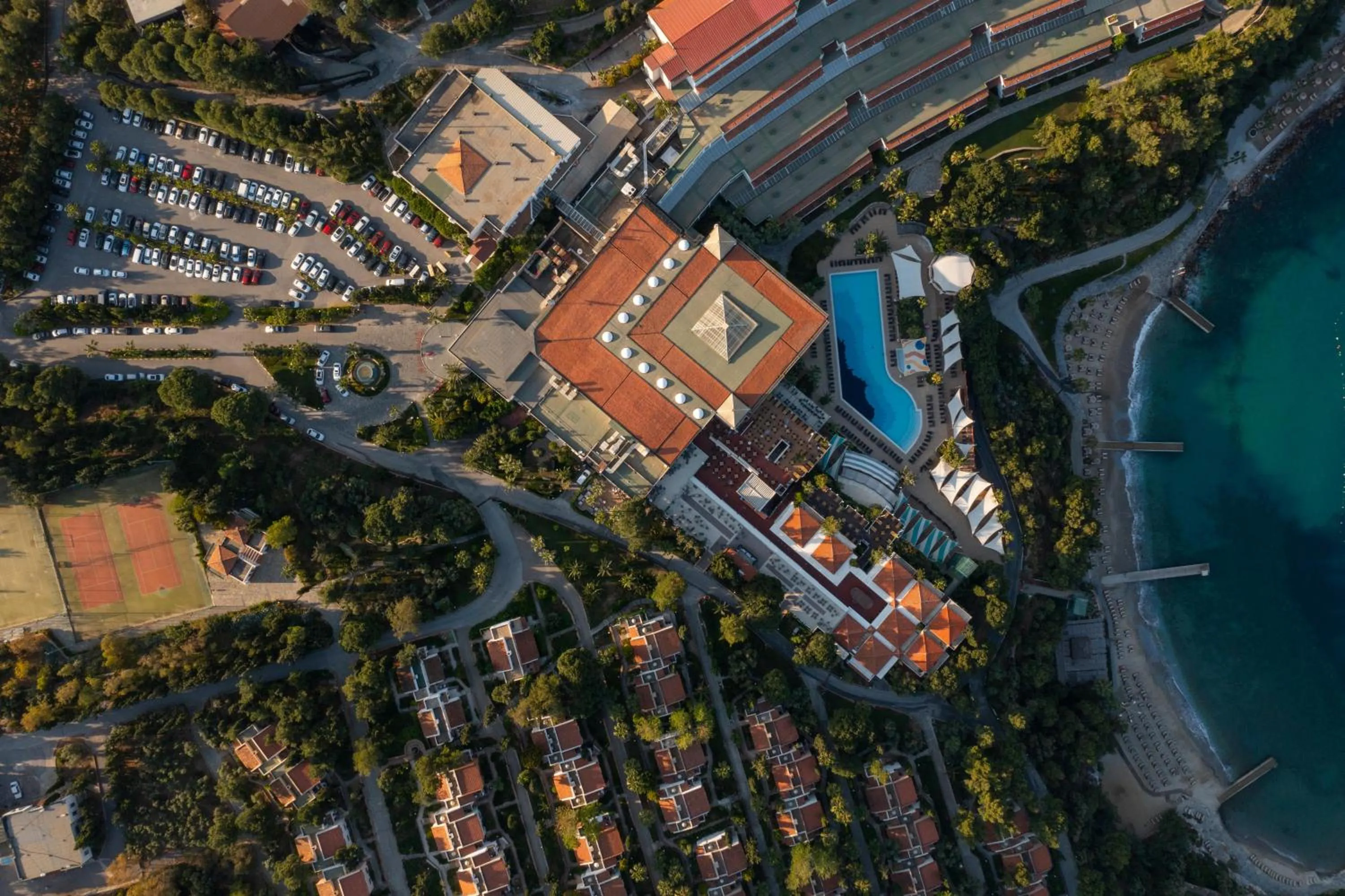 Property building in Pine Bay Holiday Resort