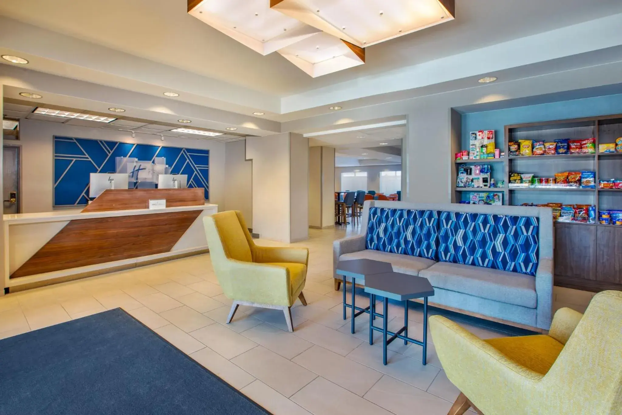 Property building in Holiday Inn Express Fremont by IHG Property building in Holiday Inn Express Fremont by IHG