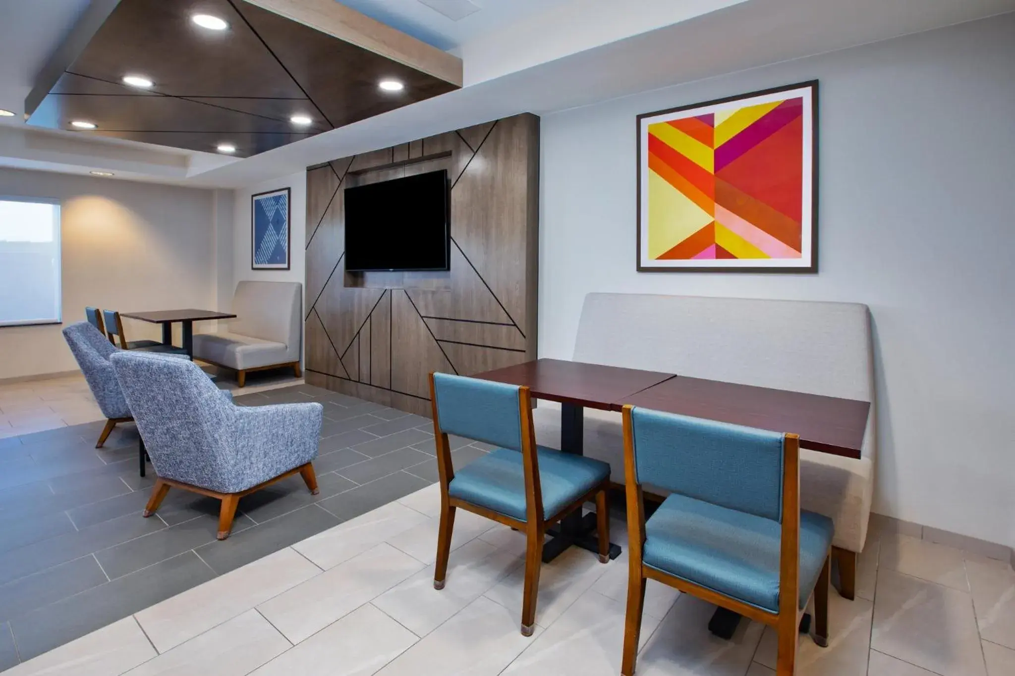 Restaurant/places to eat in Holiday Inn Express Fremont by IHG Restaurant/places to eat in Holiday Inn Express Fremont by IHG