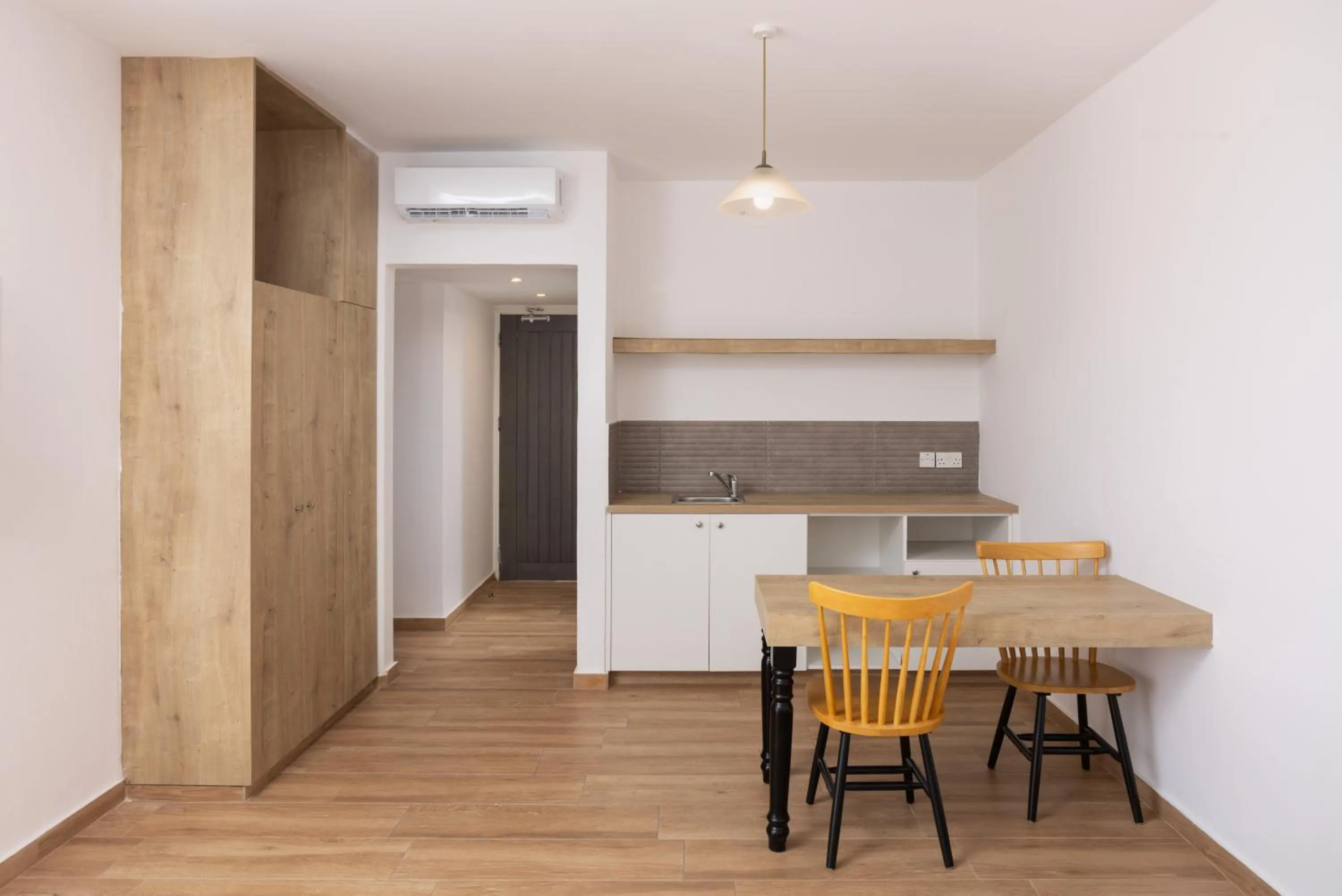 Dining area in Atlantica Akteon