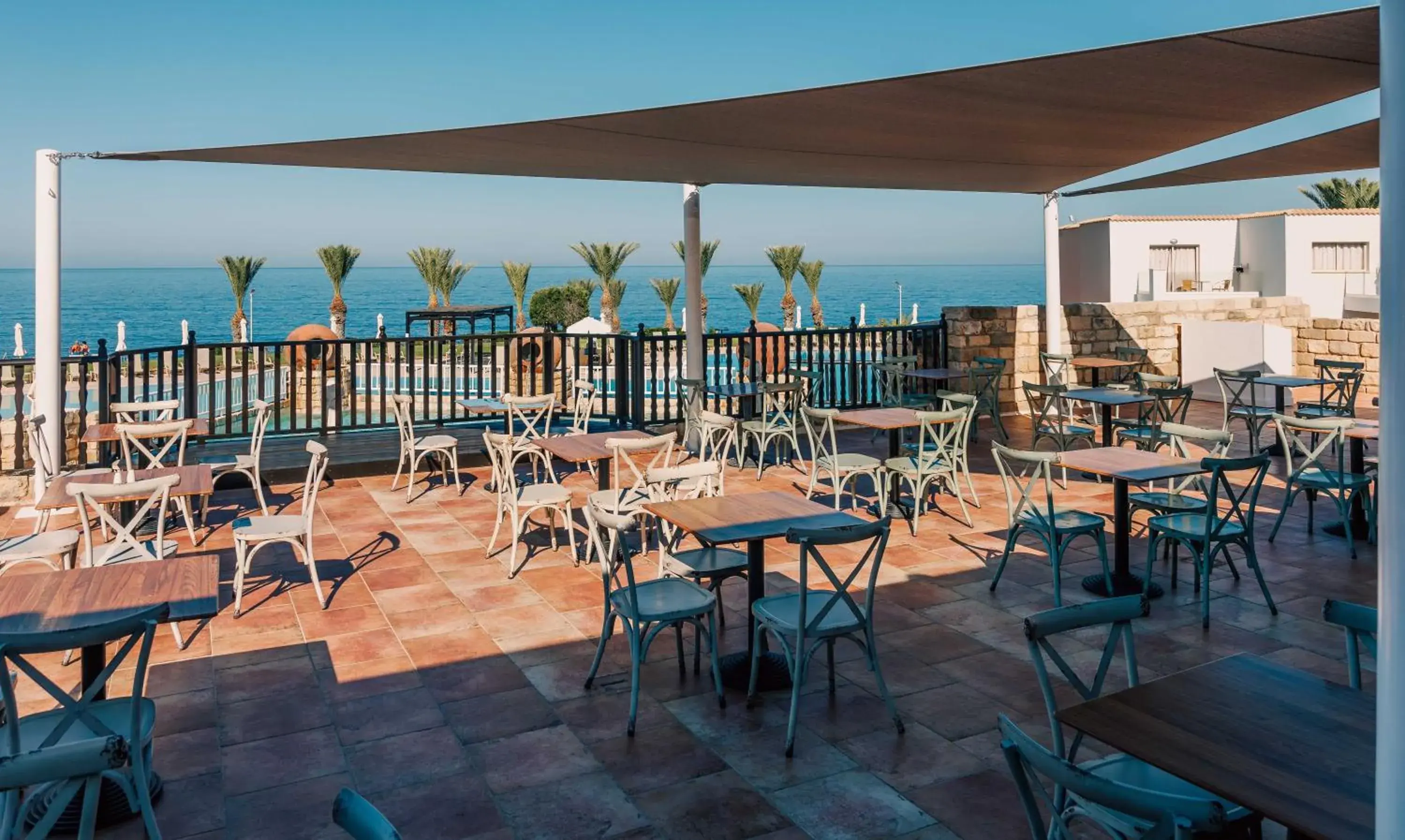 Restaurant/places to eat in Atlantica Akteon Restaurant/places to eat in Atlantica Akteon