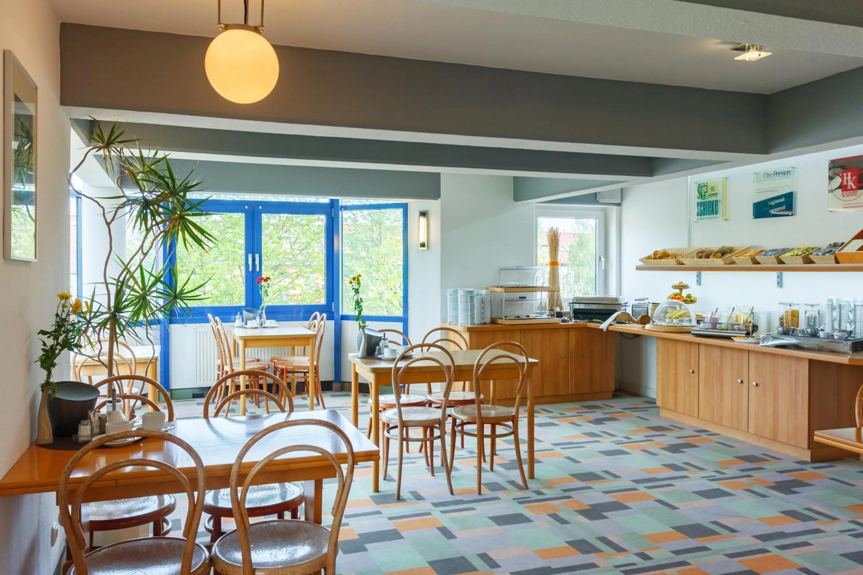 Restaurant/places to eat in City-Pension Dessau-Roßlau