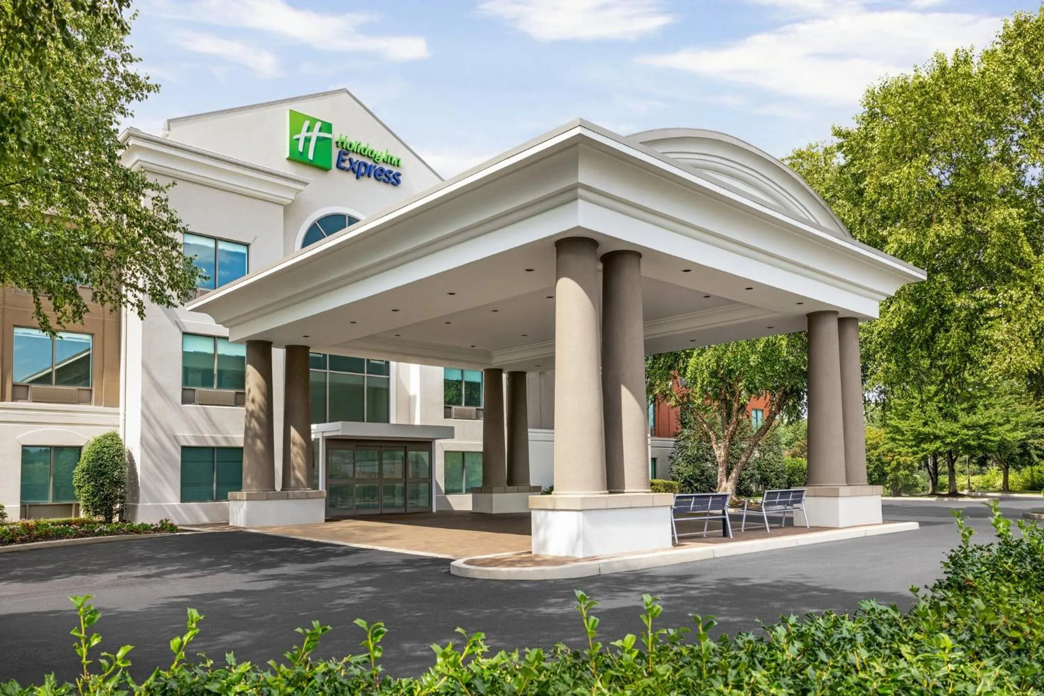 Property building in Holiday Inn Express Hotel & Suites Hagerstown by IHG