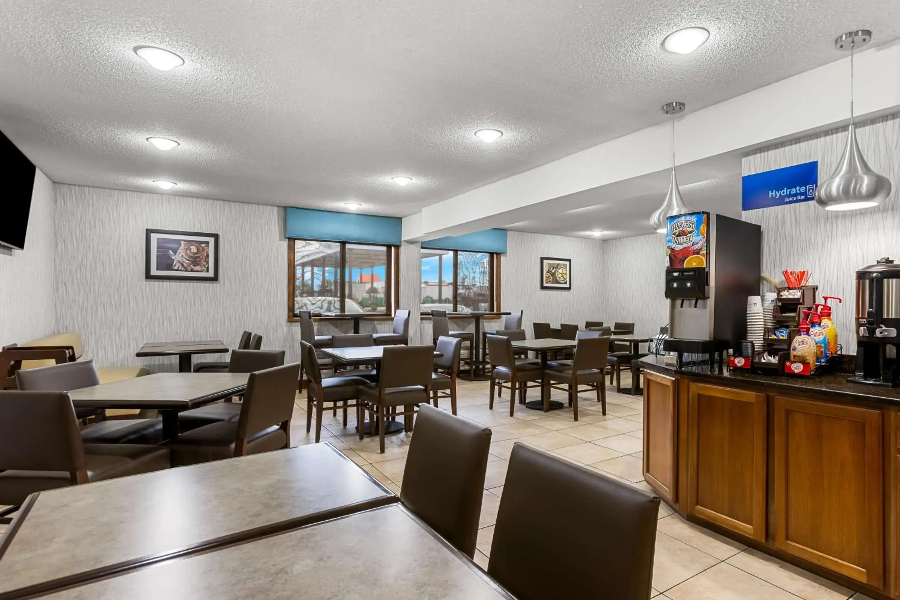 Breakfast in Best Western Gaylord Breakfast in Best Western Gaylord