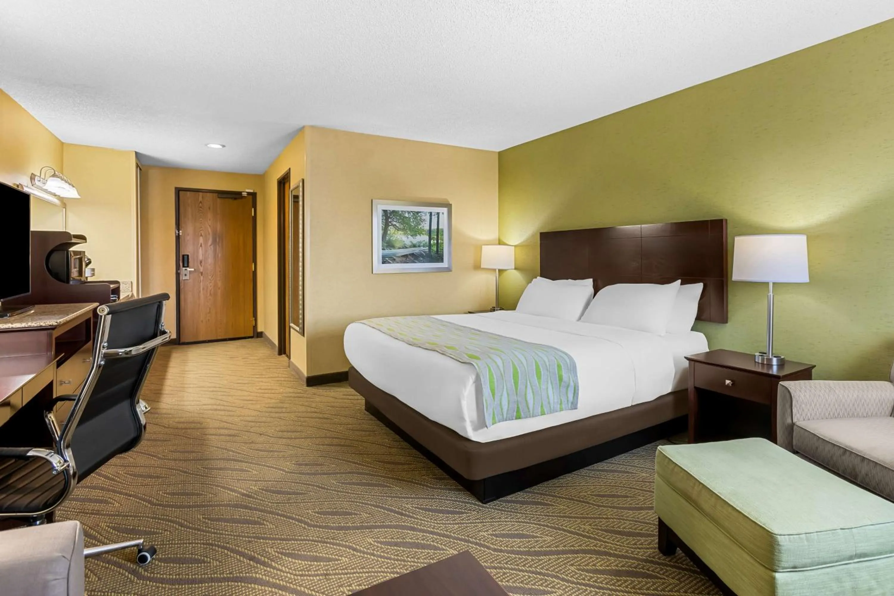 Bedroom, Bed in Best Western Gaylord