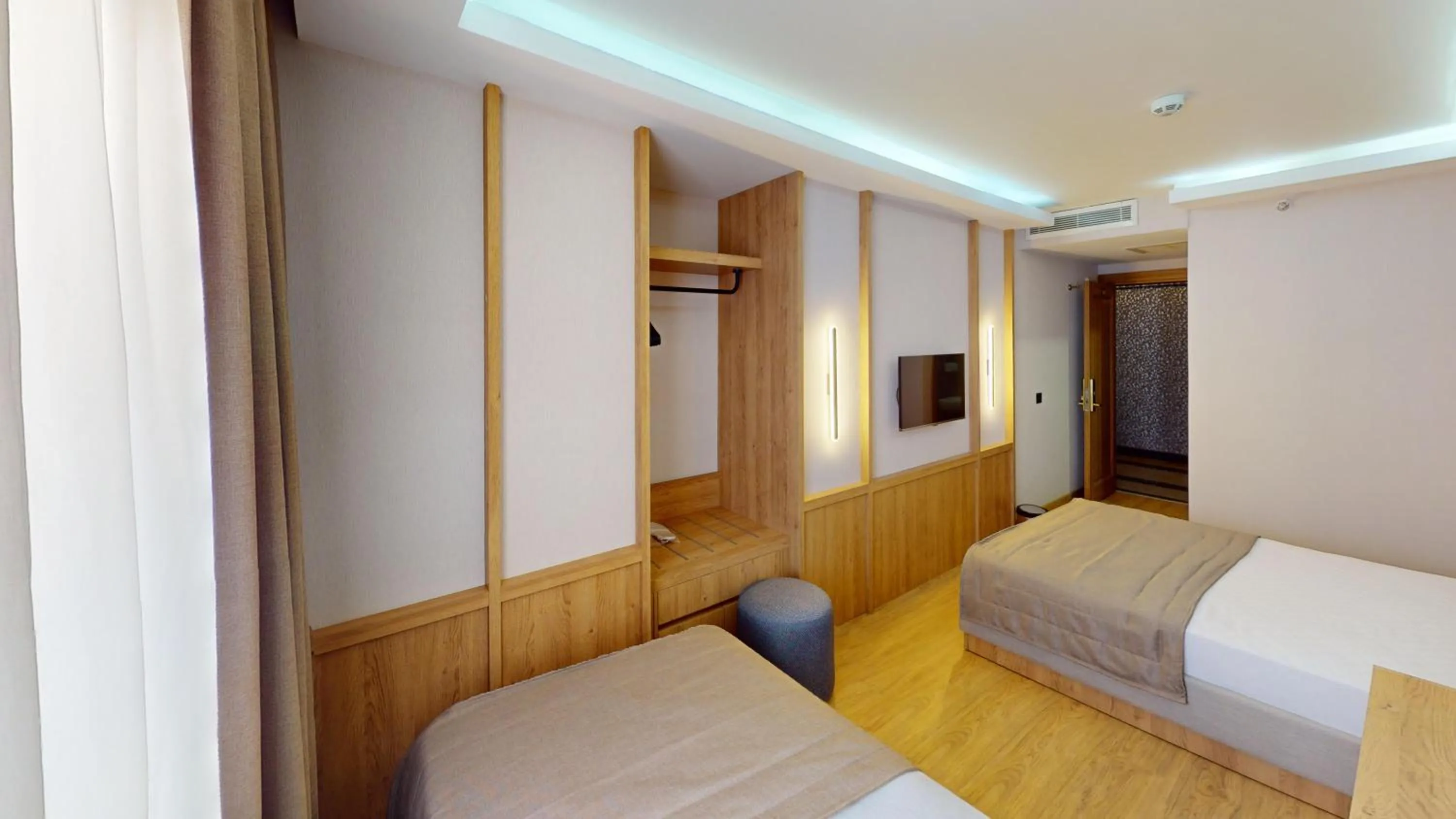 Bed in Istanbul River Hotel