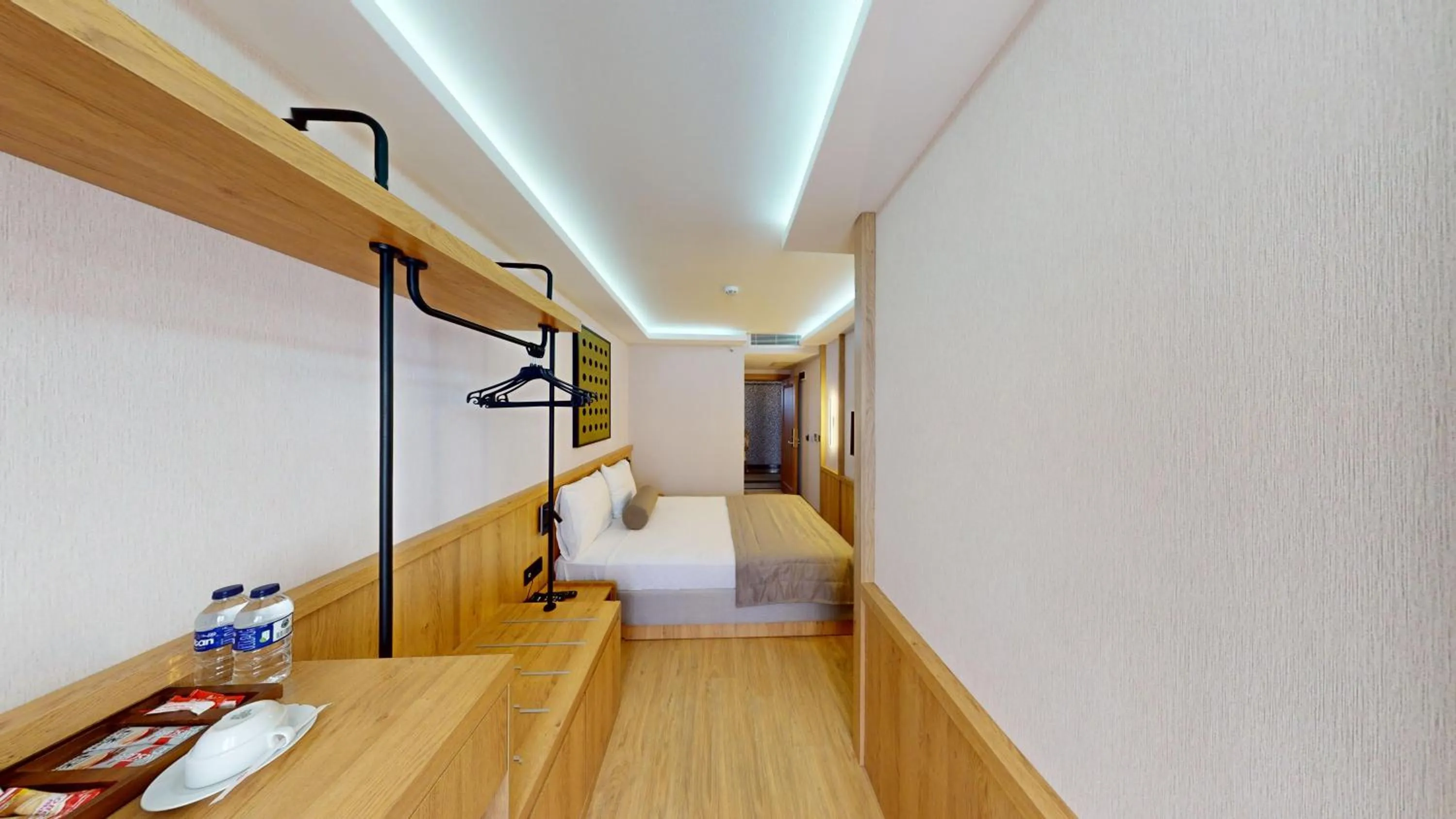 Photo of the whole room, Bed in Istanbul River Hotel